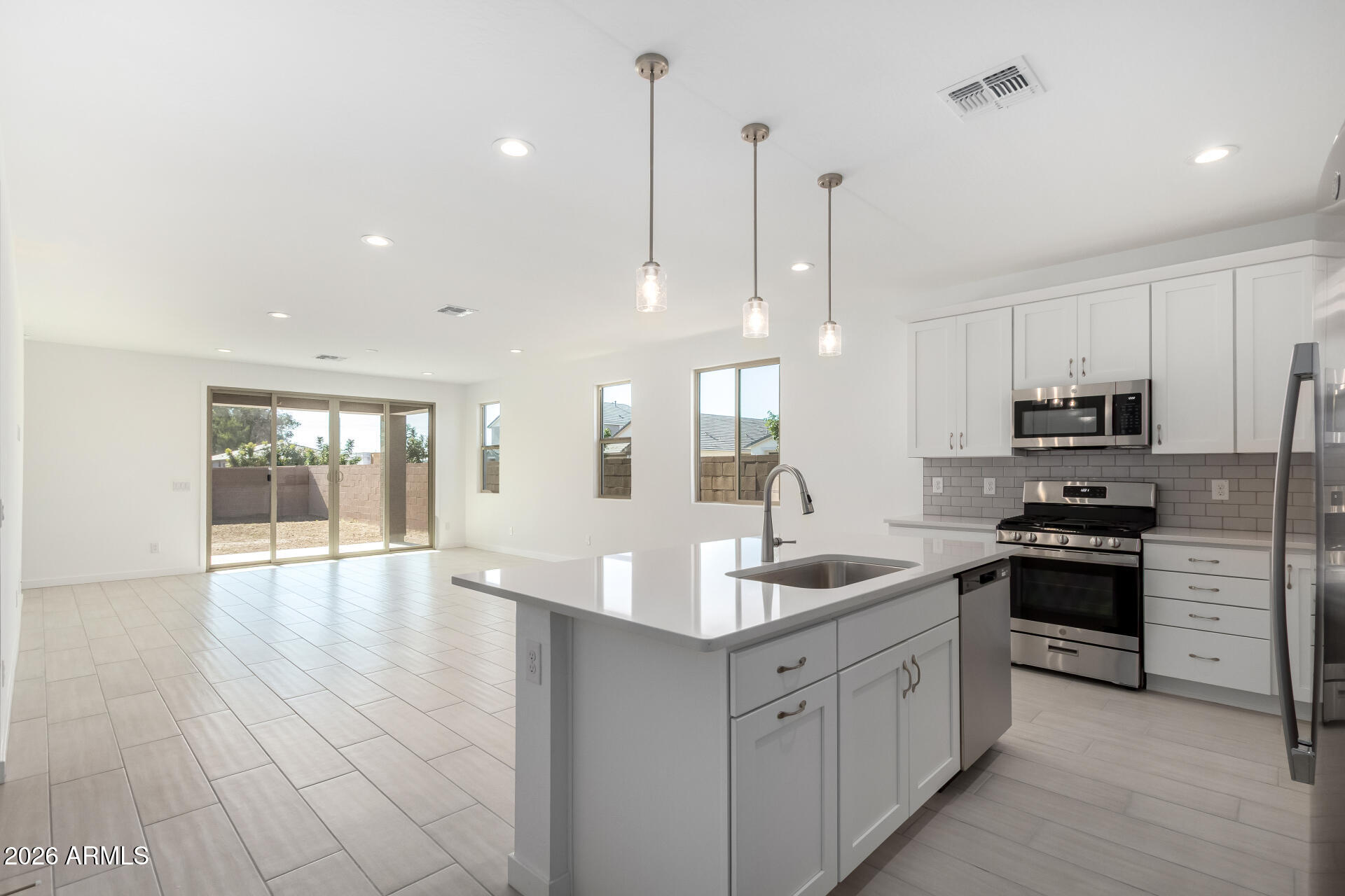 5447 W MANZANITA Drive, Glendale, AZ 85302 — Photo 1 of 28