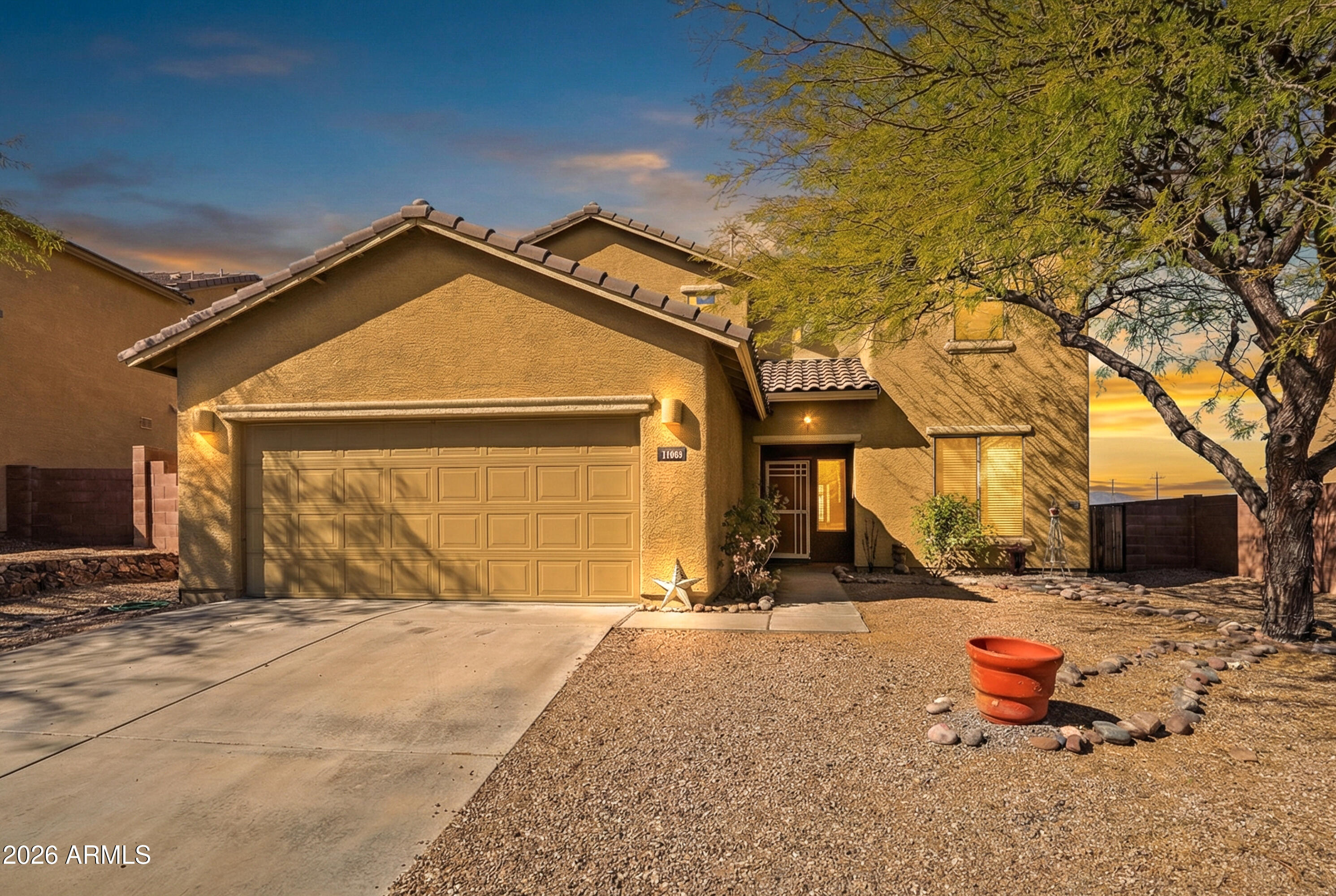 1006 S LIMESTONE Street, Benson, AZ 85602 — Photo 1 of 33