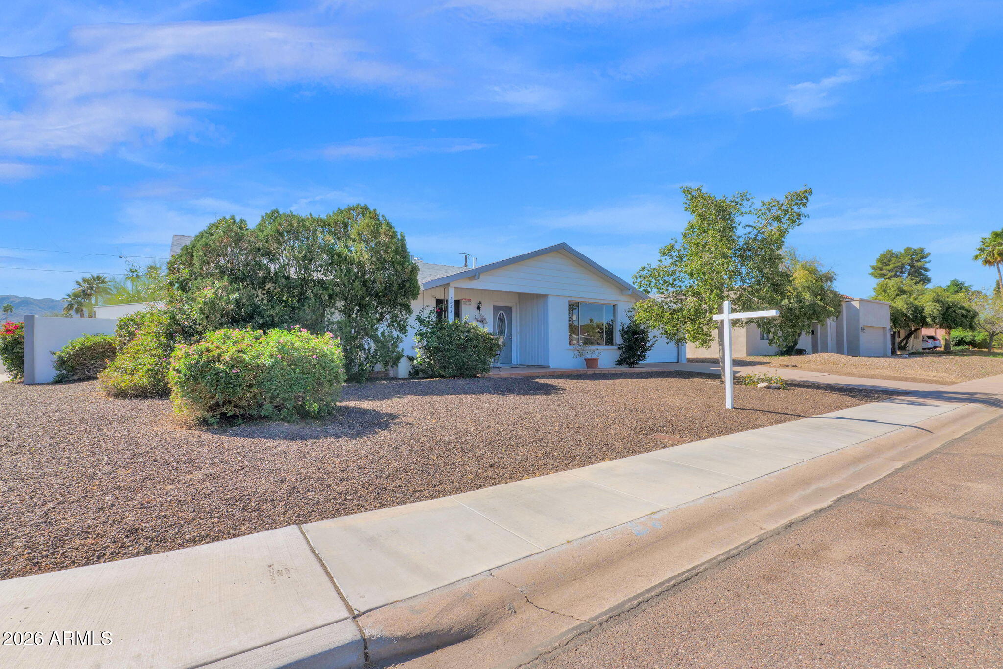 3833 E DESERT COVE Avenue, Phoenix, AZ 85028 — Photo 1 of 39