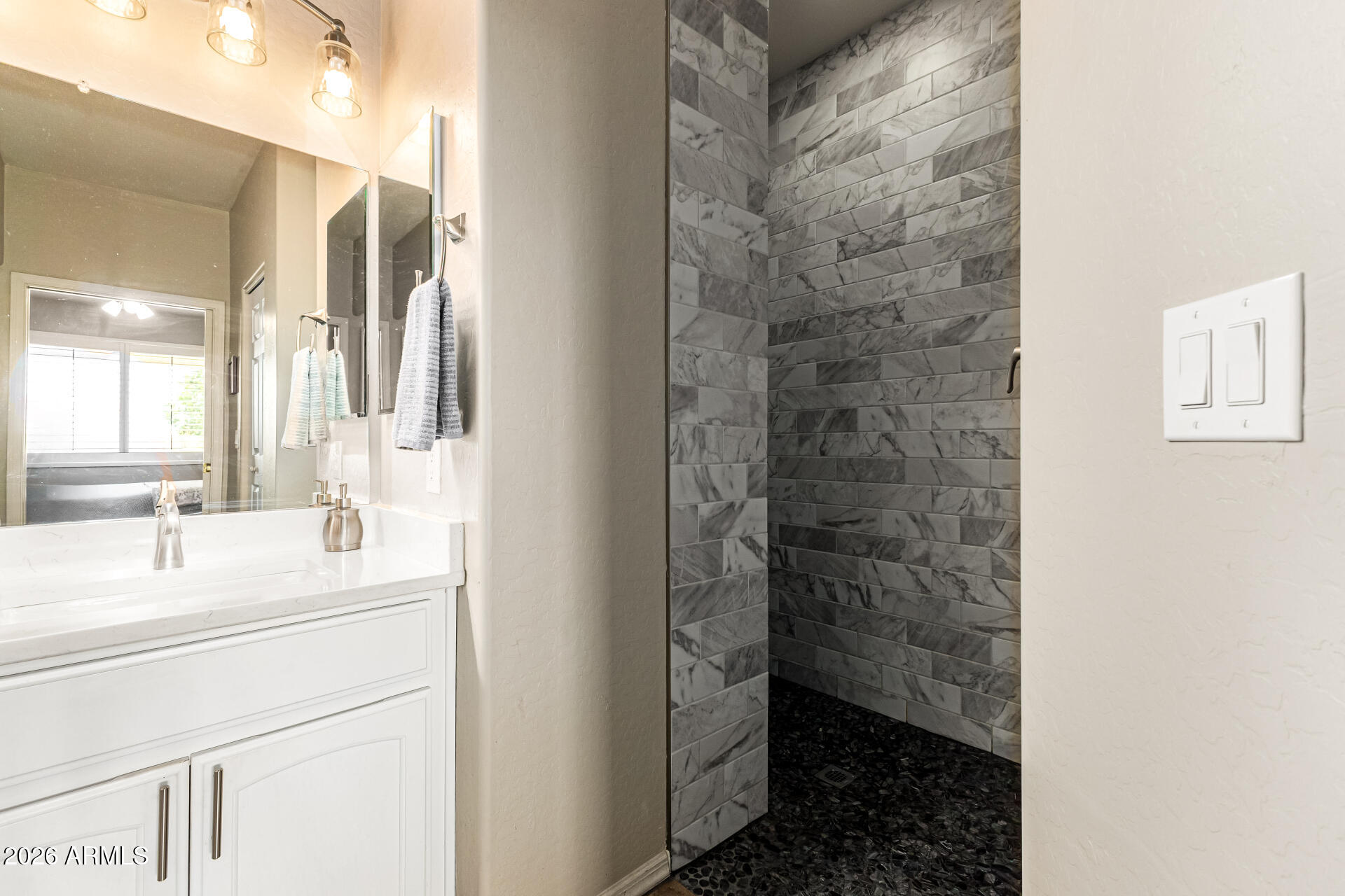 Thumbnail 16
