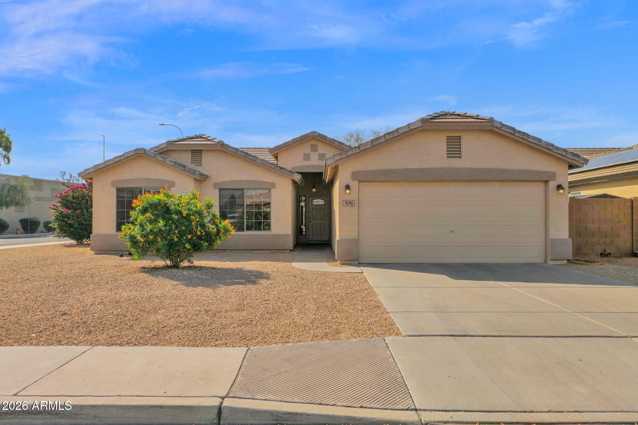 9241 W SANNA Circle, Peoria, AZ 85345 — Photo 1 of 41