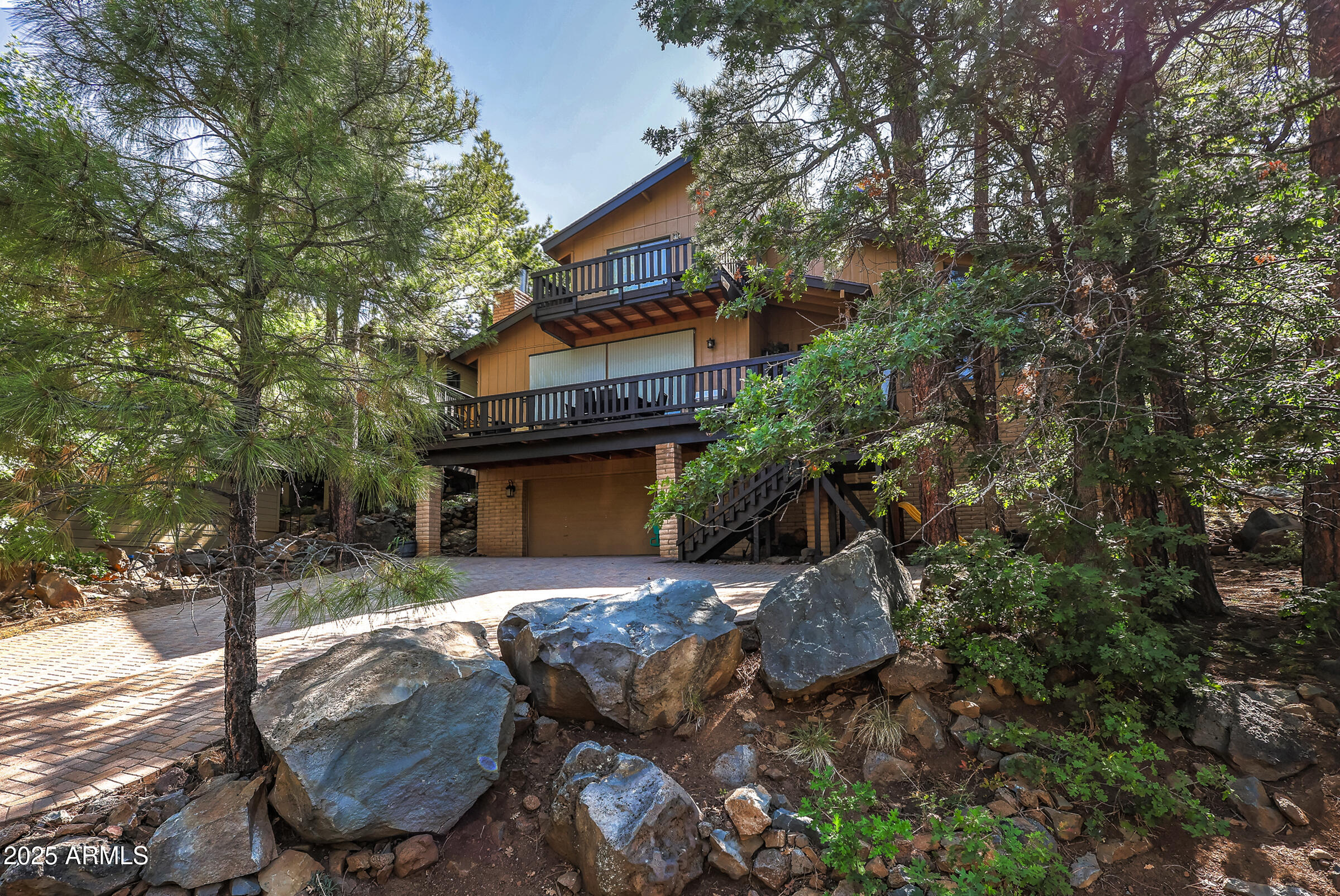 17845 S SILVERLAKE Drive, Munds Park, AZ 86017 — Photo 1 of 18