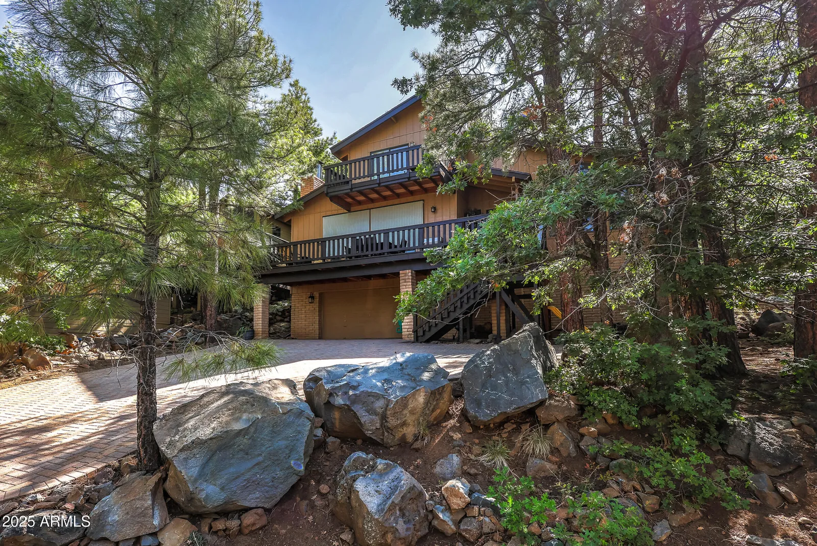 17845 S SILVERLAKE Drive, Munds Park, AZ 86017 — Photo 1 of 18