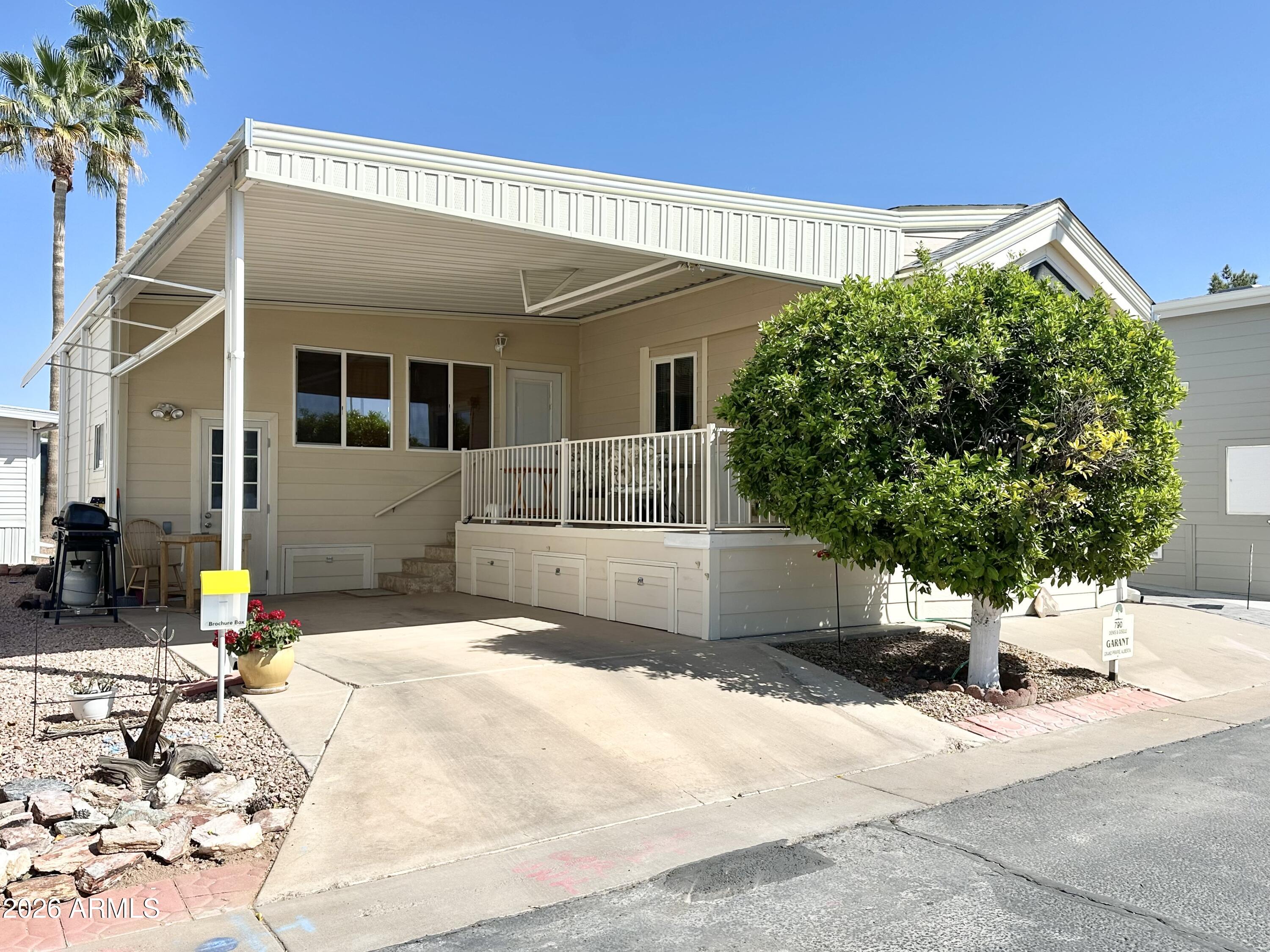 111 S GREENFIELD Road 790, Mesa, AZ 85206 — Photo 1 of 71