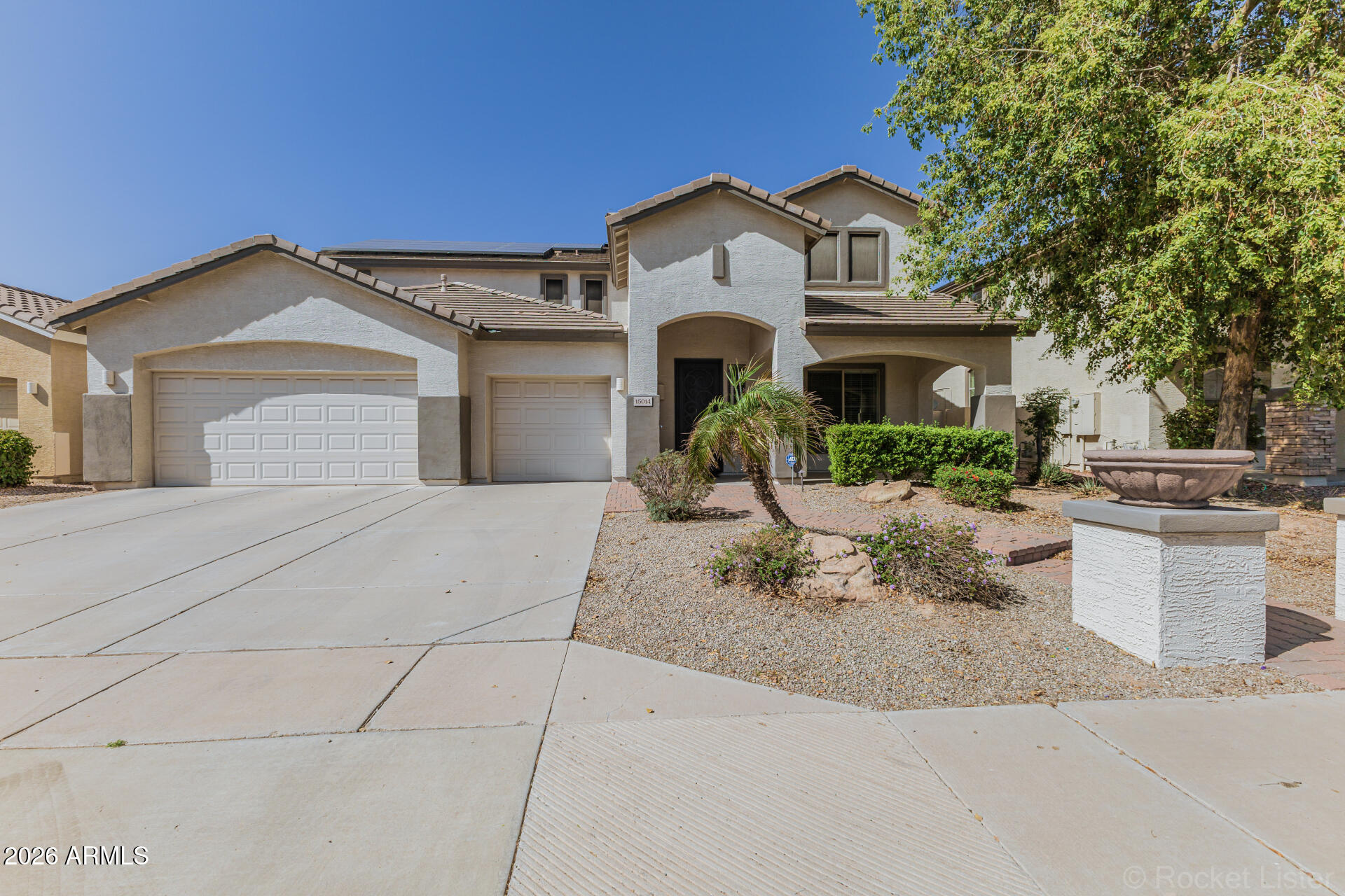 15014 W WINDSOR Avenue, Goodyear, AZ 85395 — Photo 1 of 40