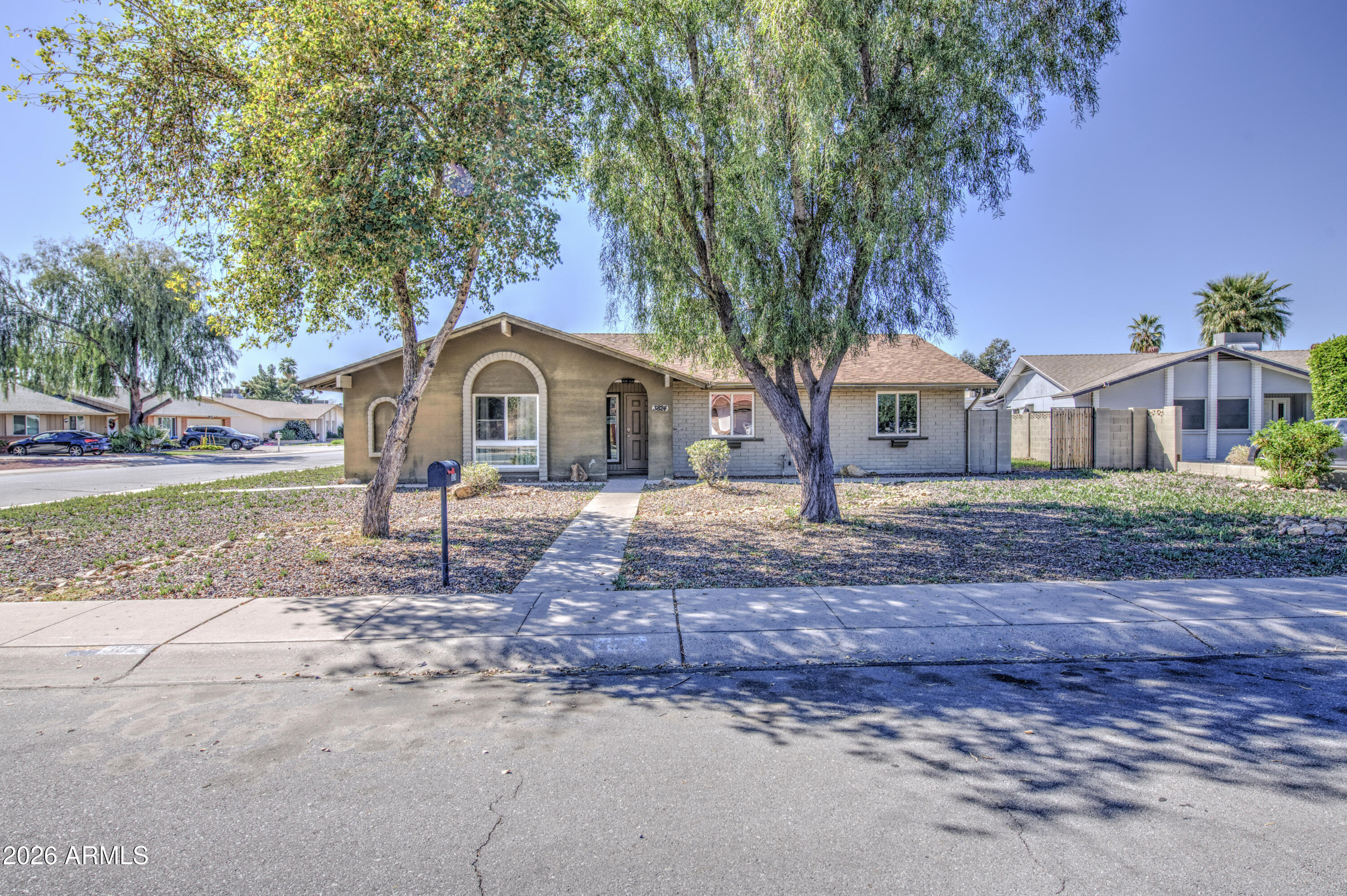 3824 W Shangri La Road, Phoenix, AZ 85029 — Photo 1 of 37