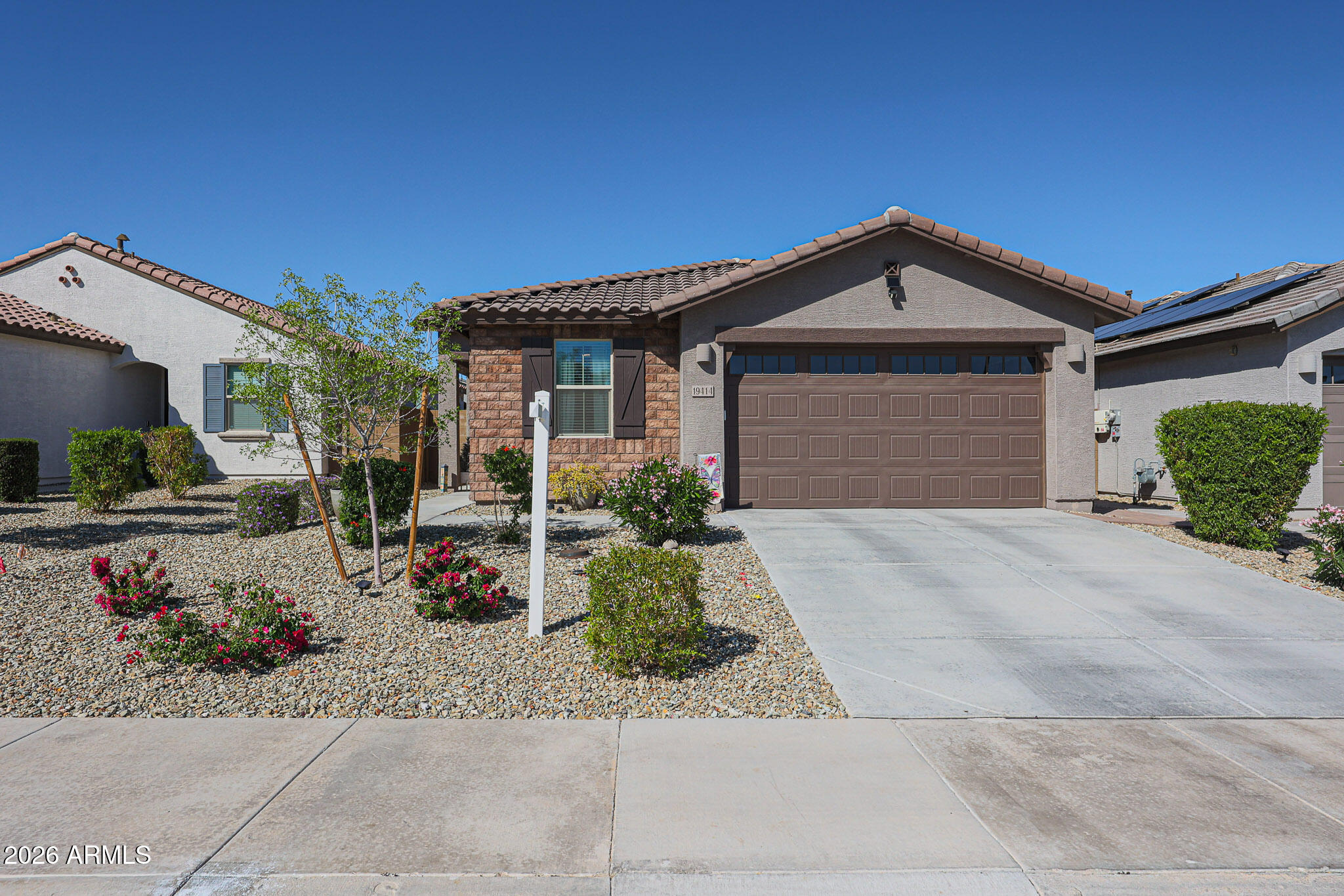 19414 W HIGHLAND Avenue, Litchfield Park, AZ 85340 — Photo 1 of 43