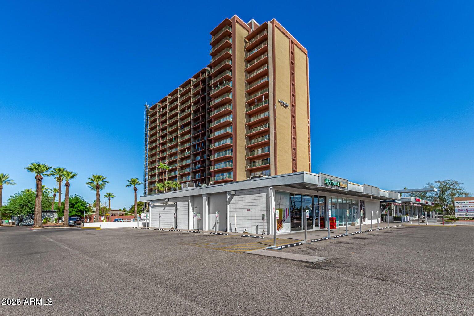 4750 N CENTRAL Avenue 11G, Phoenix, AZ 85012 — Photo 1 of 22