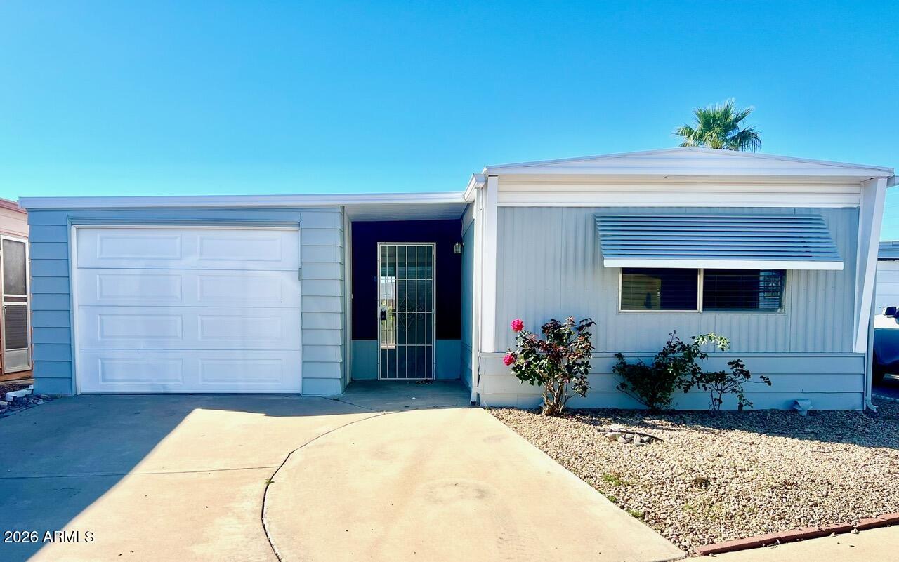 10201 N 99TH Avenue 38A, Peoria, AZ 85345 — Photo 1 of 32