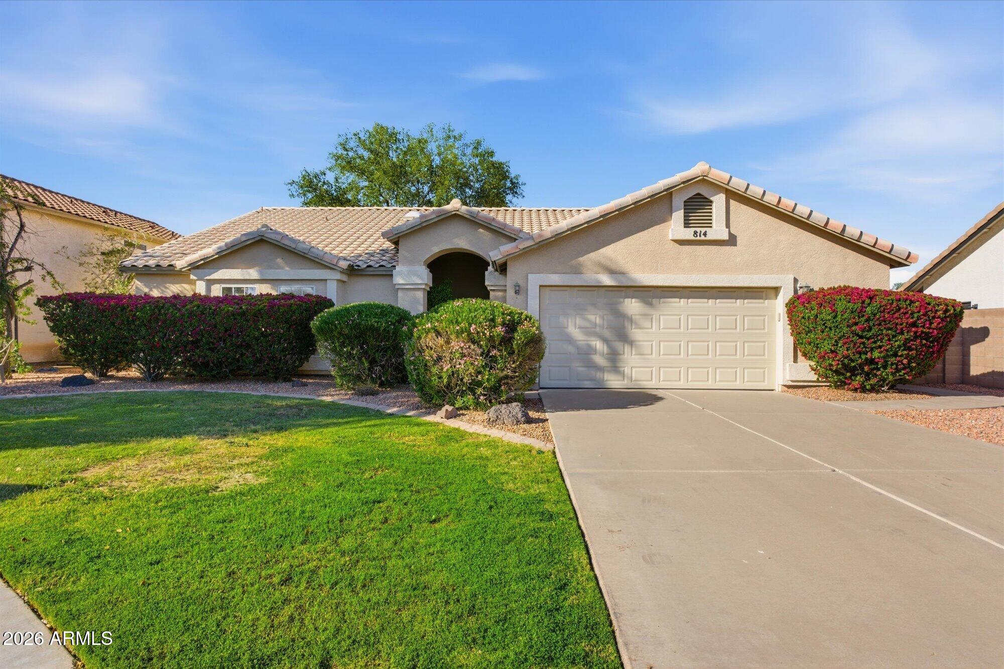 814 E Stanford Avenue, Gilbert, AZ 85234 — Photo 1 of 38