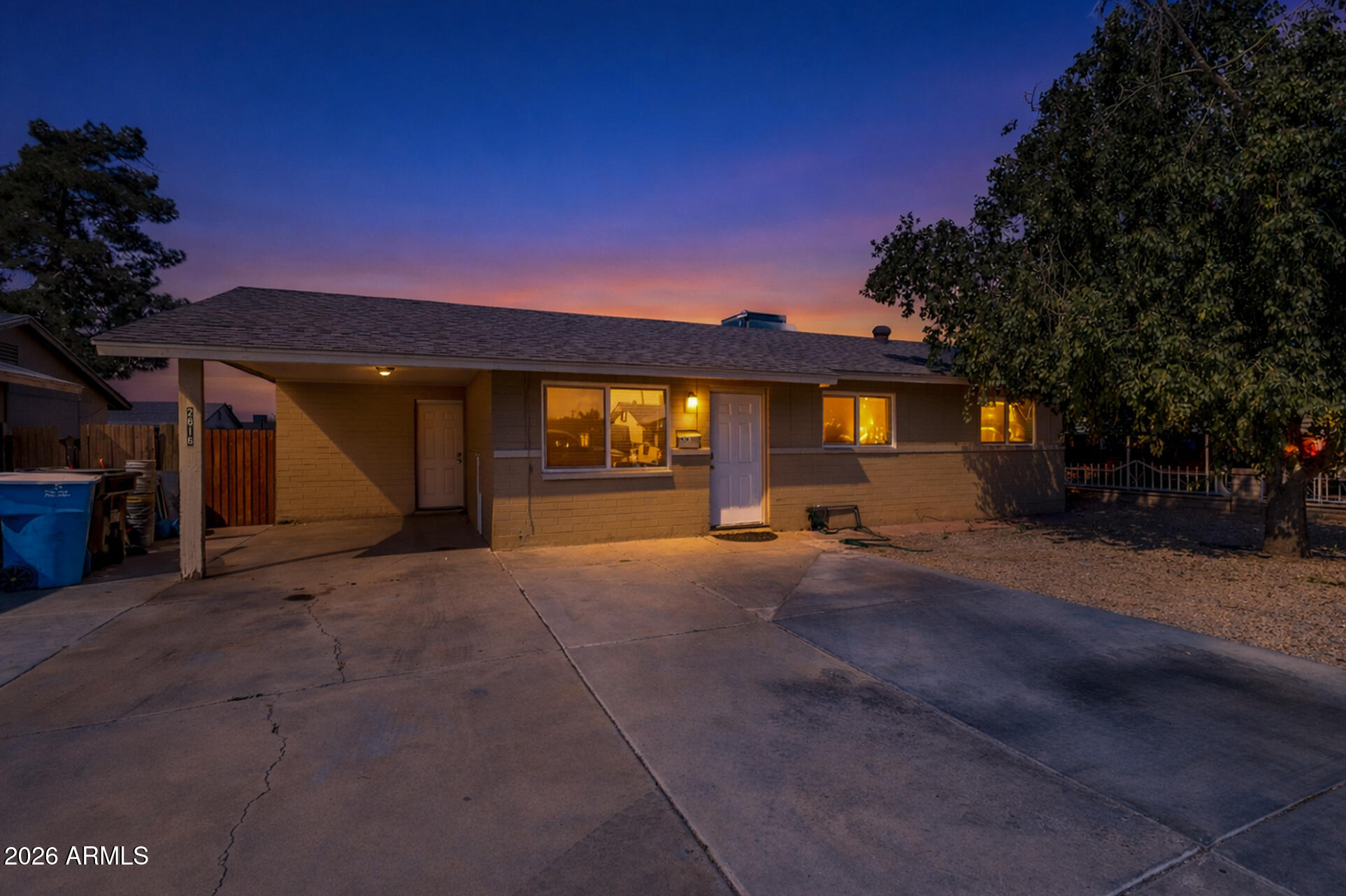 2616 N 50TH Avenue, Phoenix, AZ 85035 — Photo 1 of 23