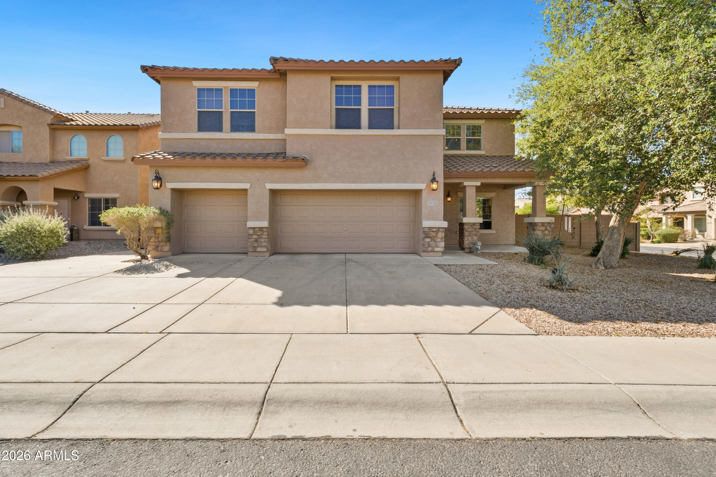 7639 W GEORGETOWN Way, Florence, AZ 85132 — Photo 1 of 25