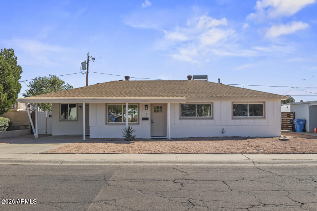 1123 E ALICE Avenue, Phoenix, AZ 85020 — Photo 1 of 41