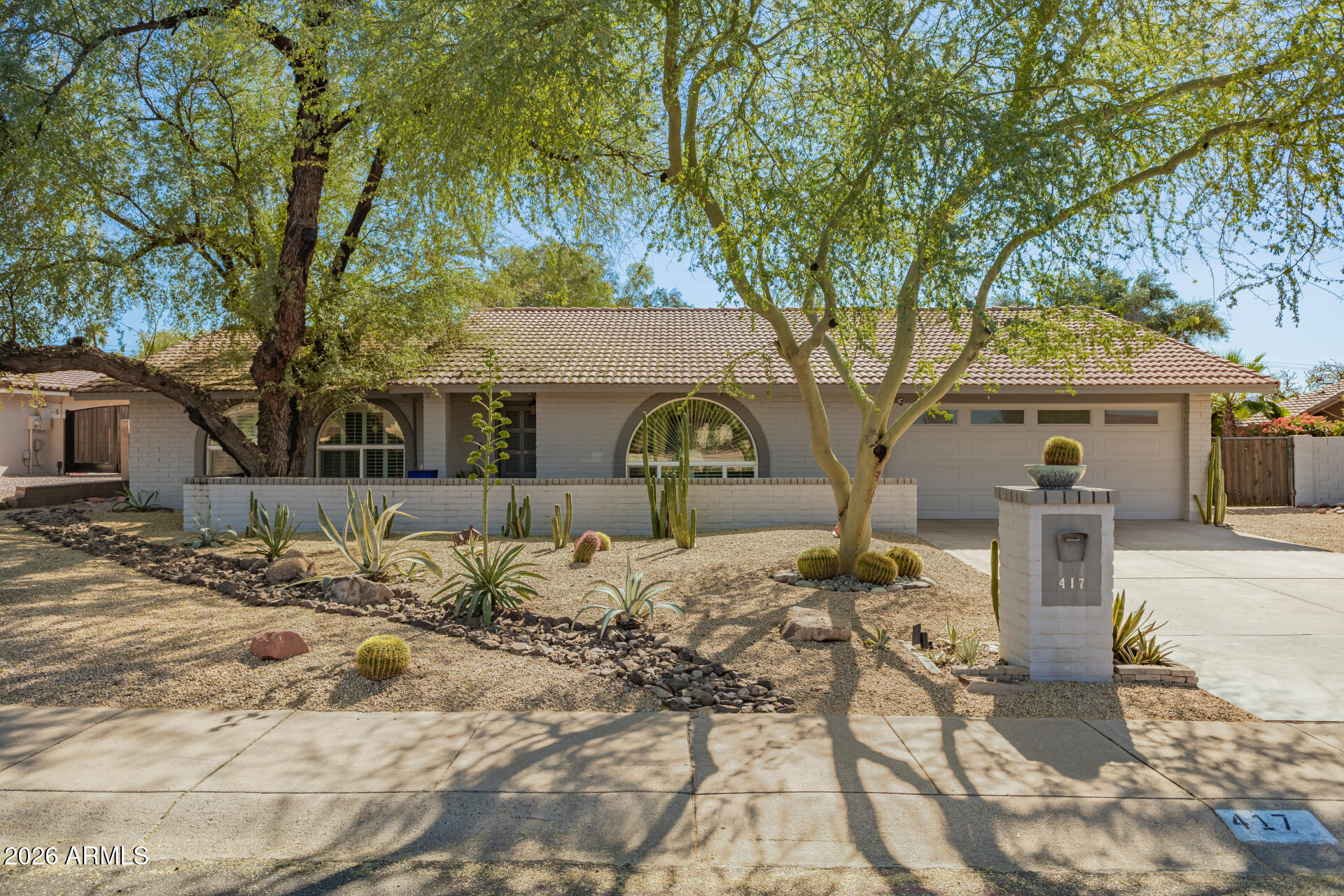 417 E BECK Lane, Phoenix, AZ 85022 — Photo 1 of 42