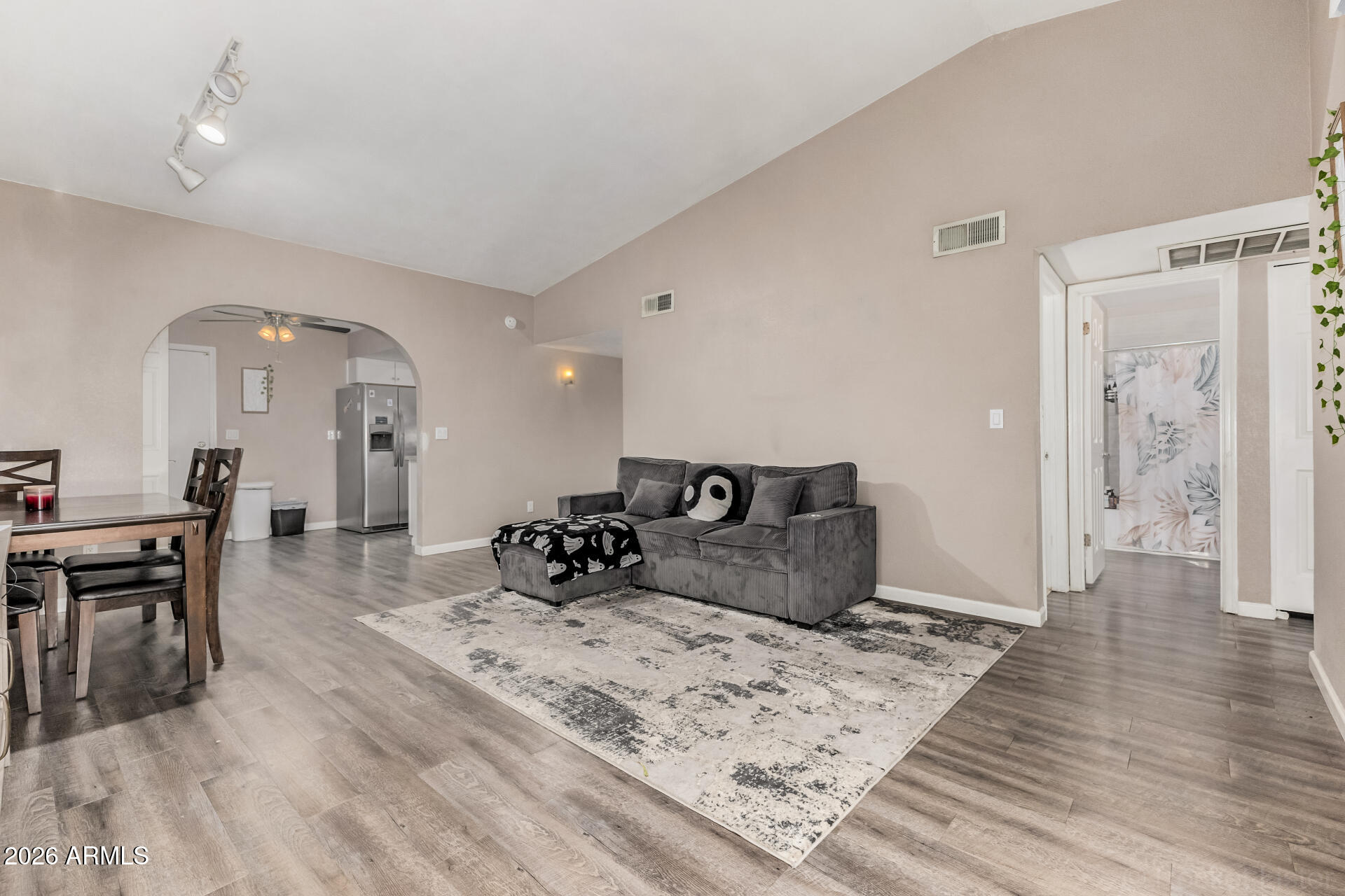 2511 W WILLOW Avenue, Phoenix, AZ 85029 — Photo 1 of 27