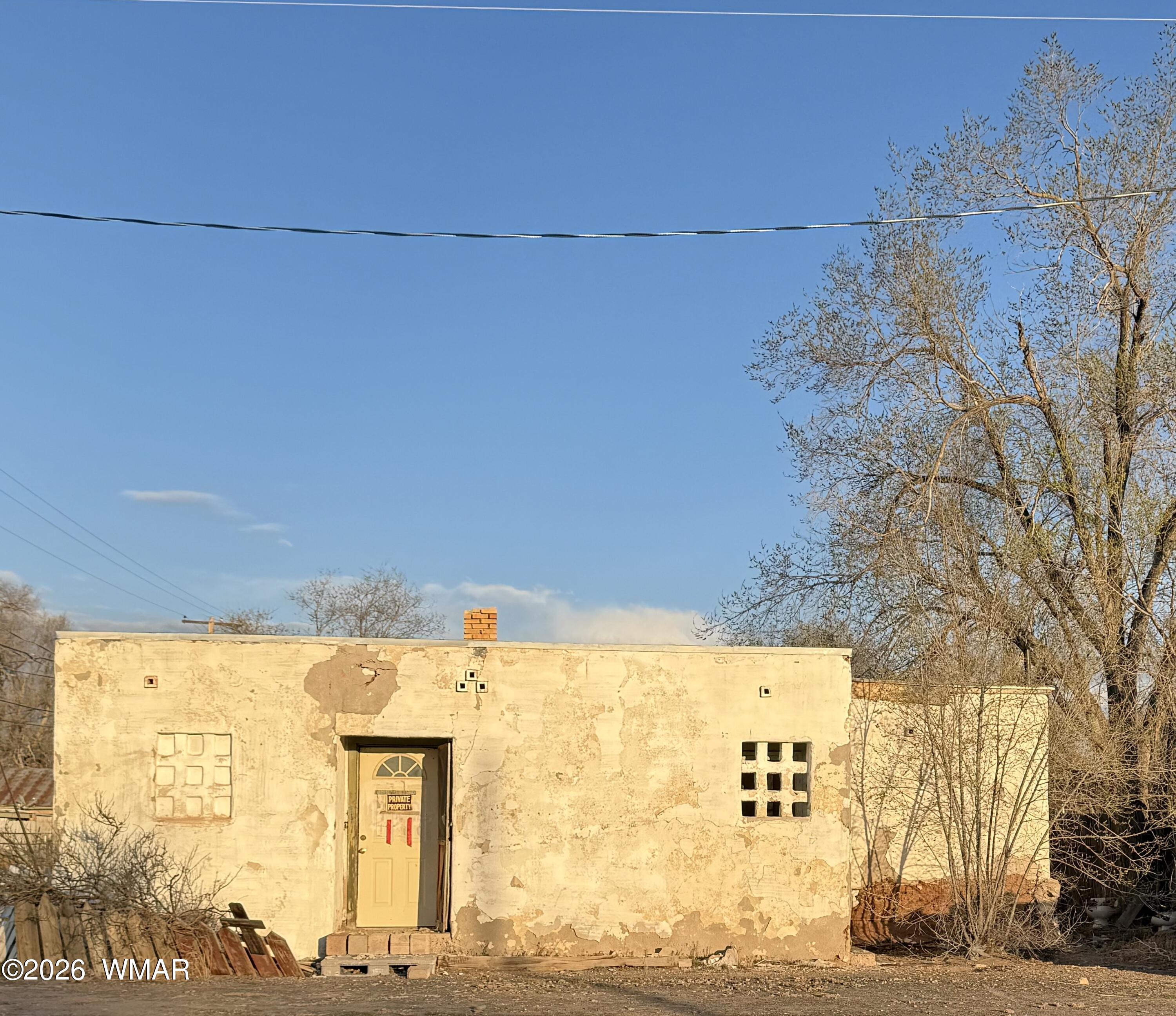 352 N 5th Avenue, Holbrook, AZ 86025