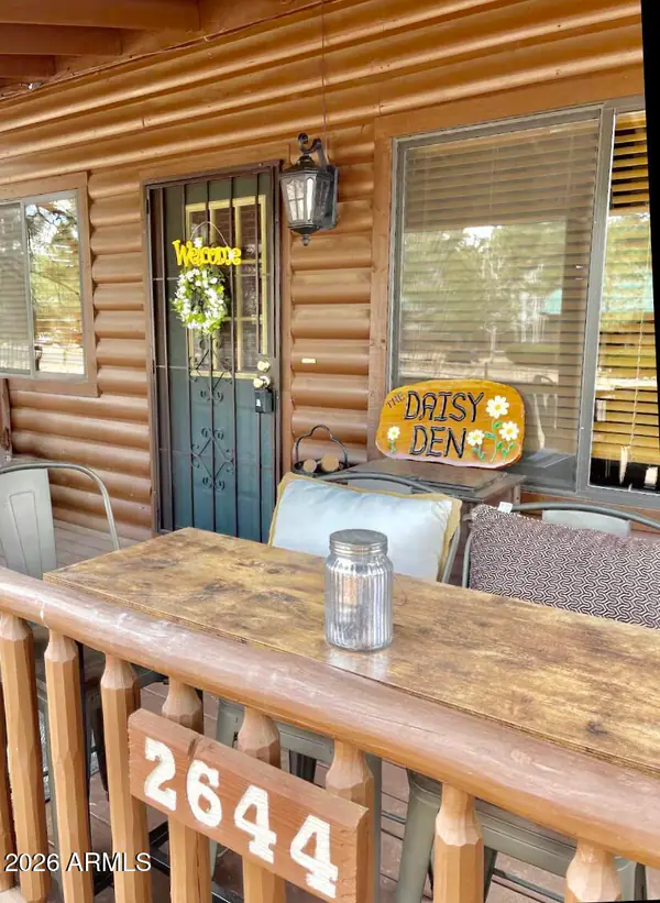 2644 Lodge Loop, Overgaard, AZ 85933