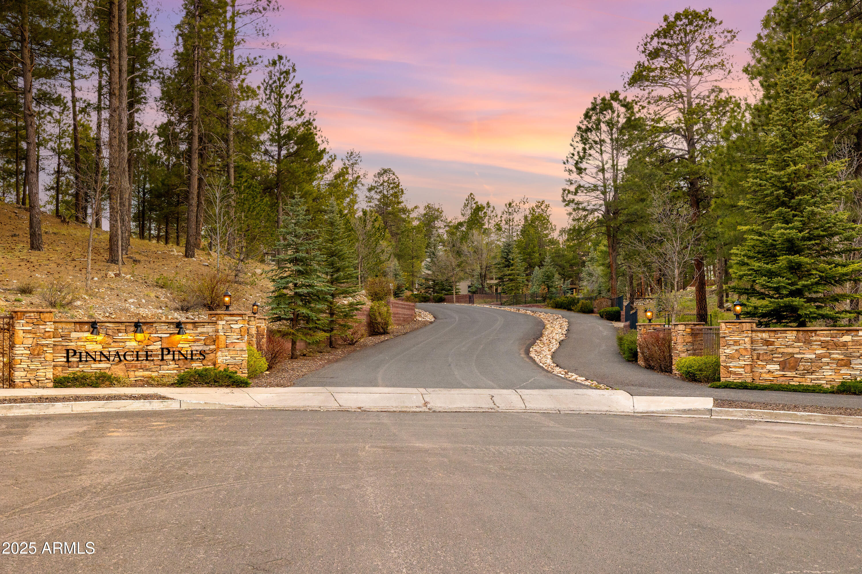3236 S Marryvale Lane, Flagstaff, AZ 86005 — Photo 1 of 31