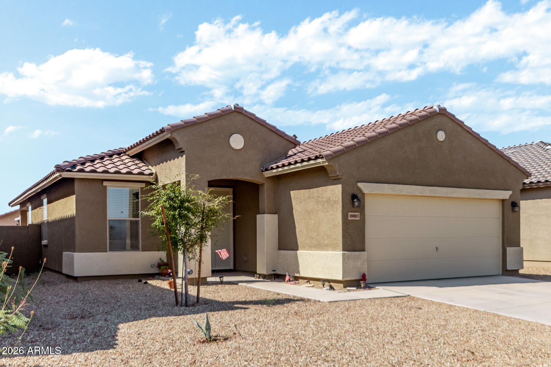 18003 W IDA Lane, Surprise, AZ 85387 — Photo 1 of 37