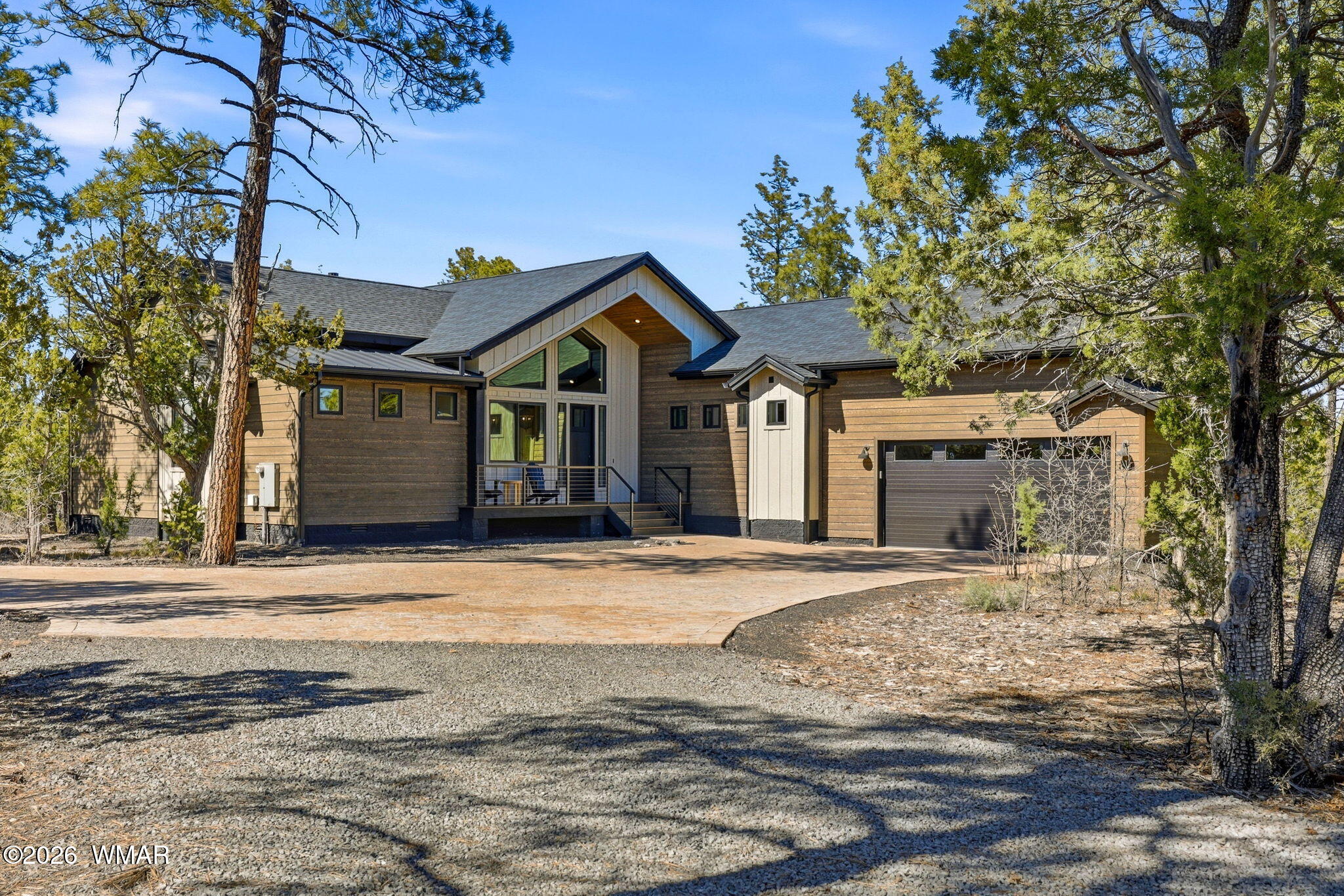 1900 S Monkshood Road, Show Low, AZ 85901