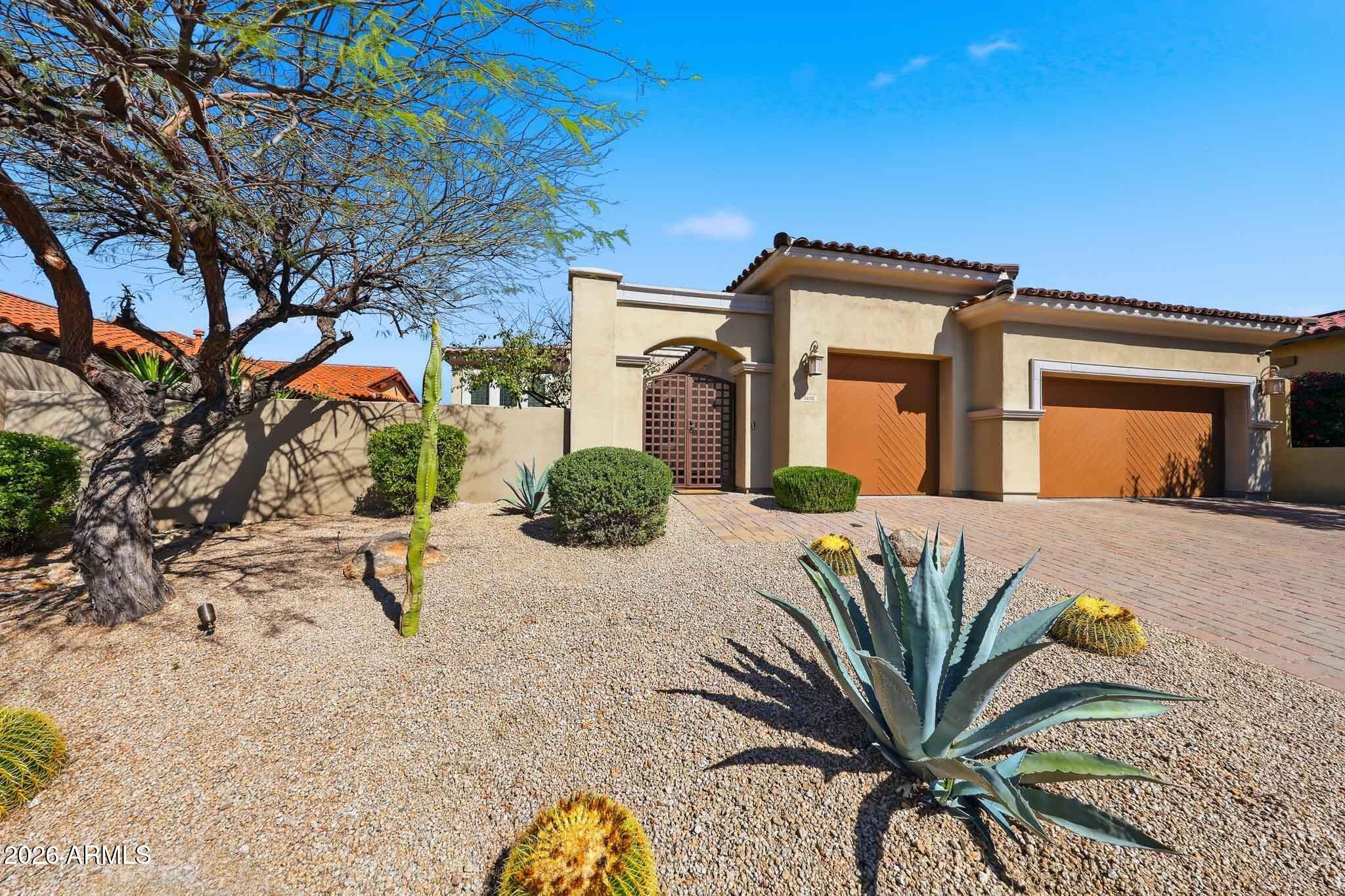 7470 E CAMINO RAYO DE LUZ, Scottsdale, AZ 85266 — Photo 1 of 30