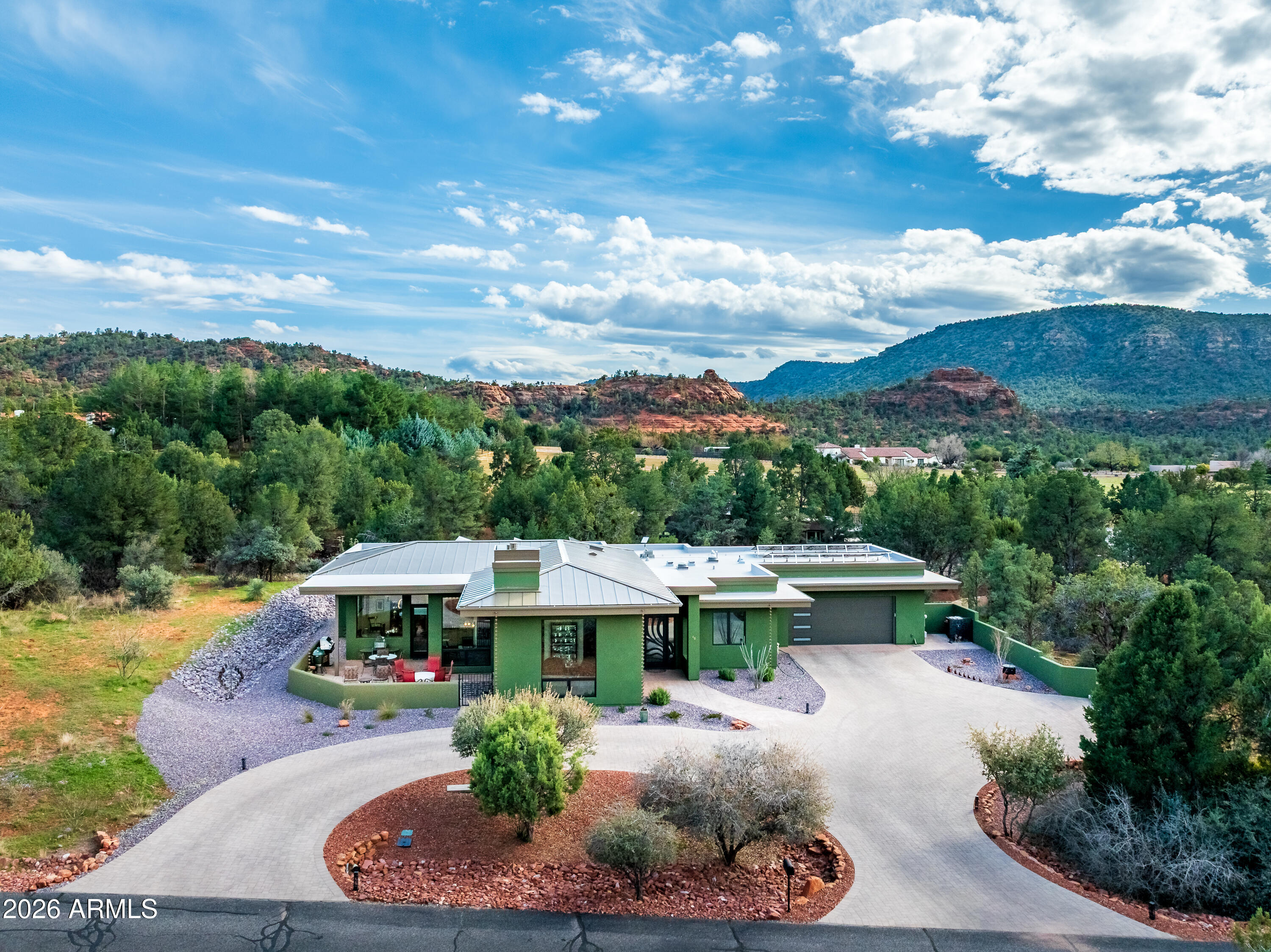 40 HIGHLAND Drive S, Sedona, AZ 86351 — Photo 1 of 49