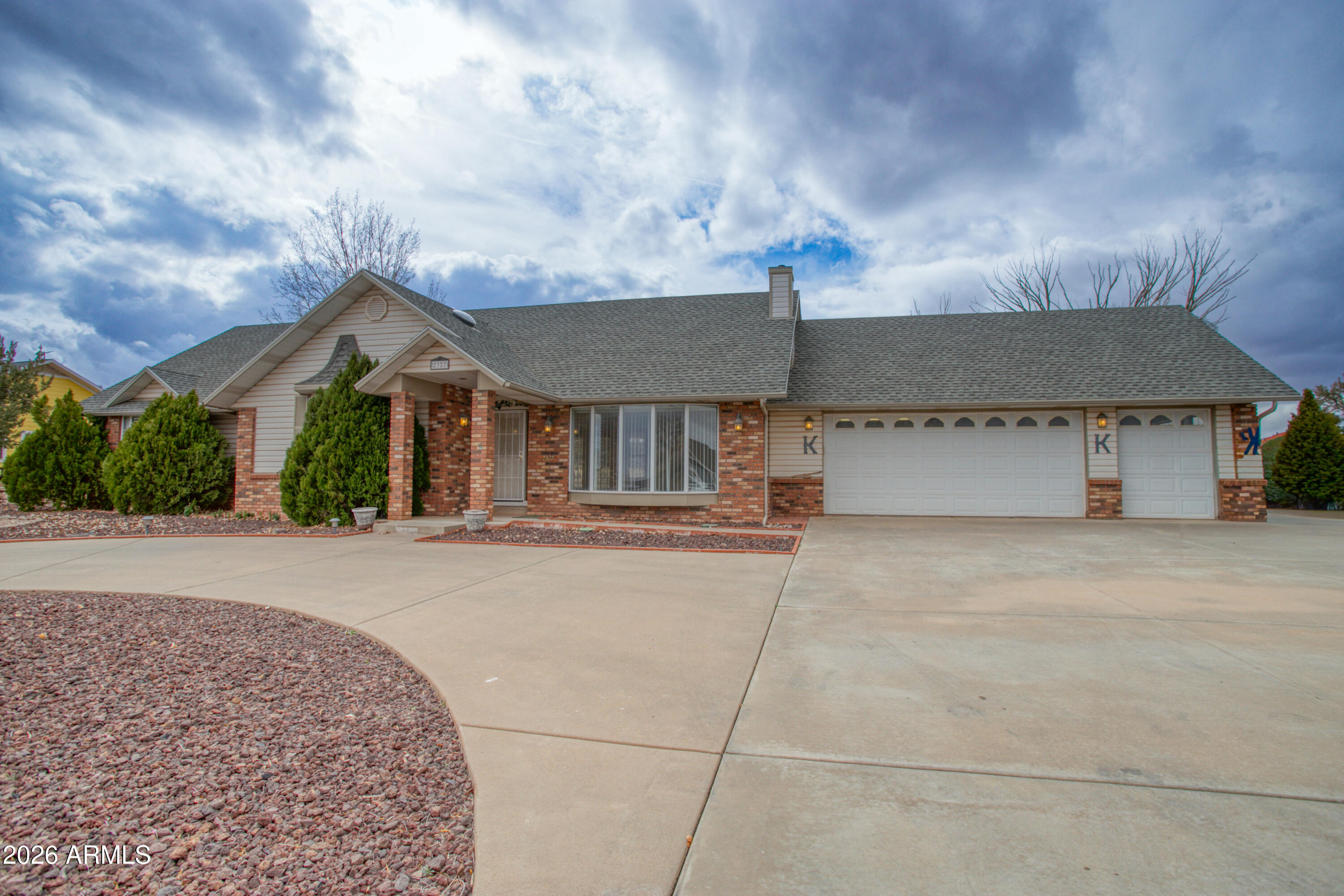 2327 W RIDGE Road, Snowflake, AZ 85937 — Photo 1 of 20