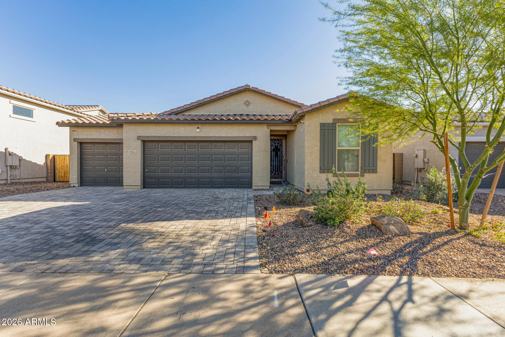 735 W RACINE Drive, Casa Grande, AZ 85122 — Photo 1 of 26