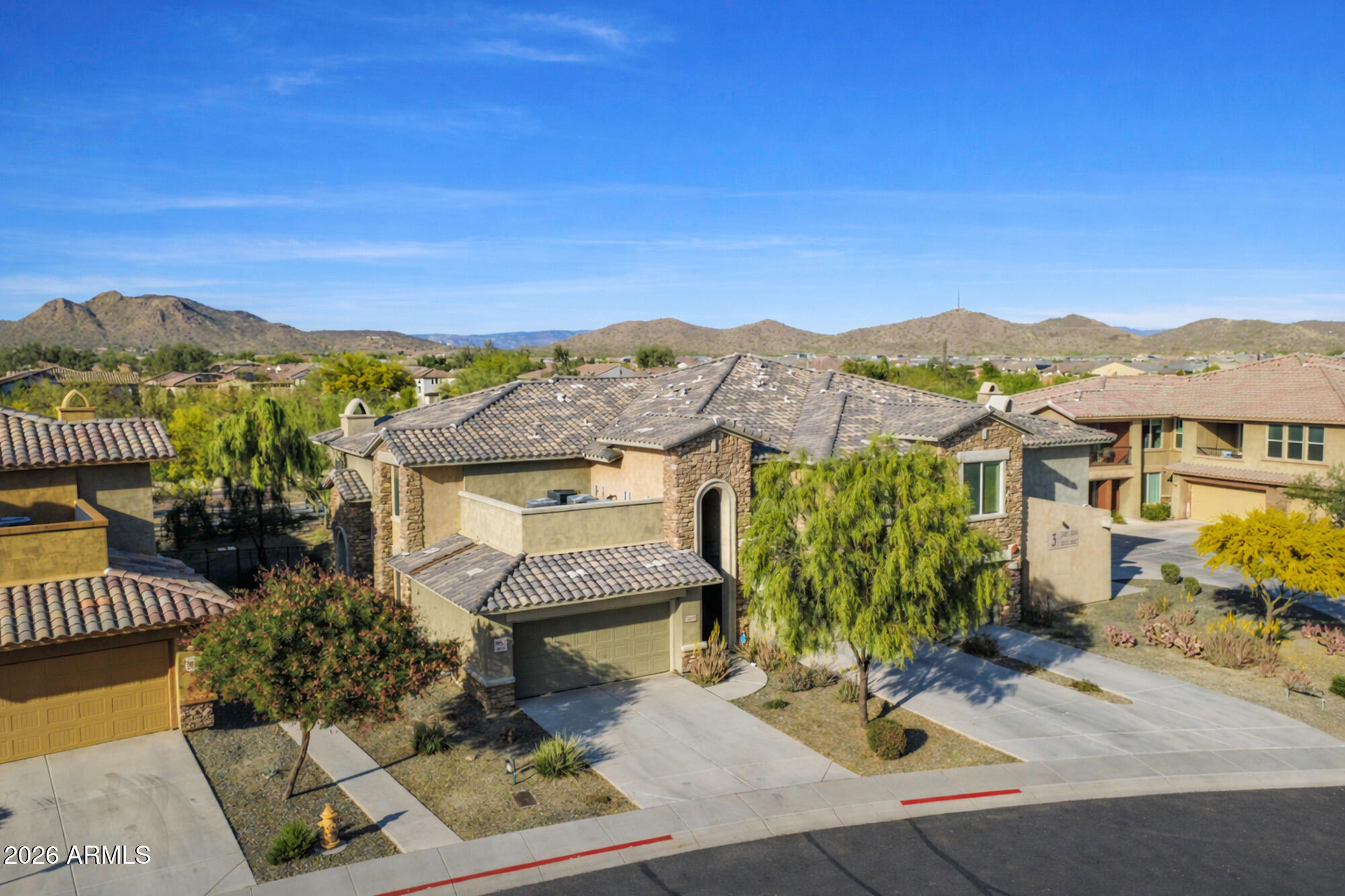 2425 W BRONCO BUTTE Trail 2007, Phoenix, AZ 85085 — Photo 1 of 31