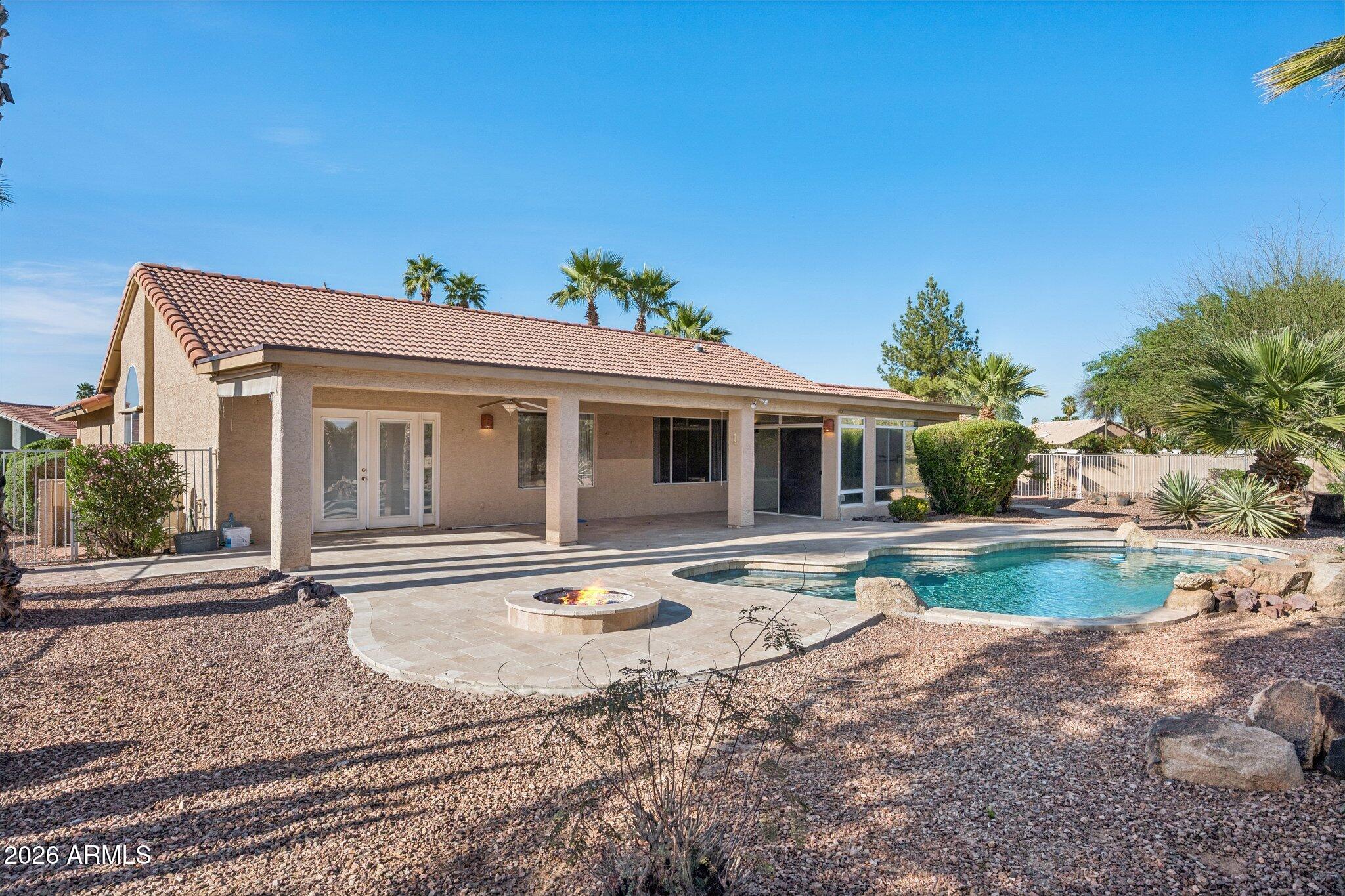 25051 S Saddletree Drive S, Sun Lakes, AZ 85248 — Photo 1 of 39