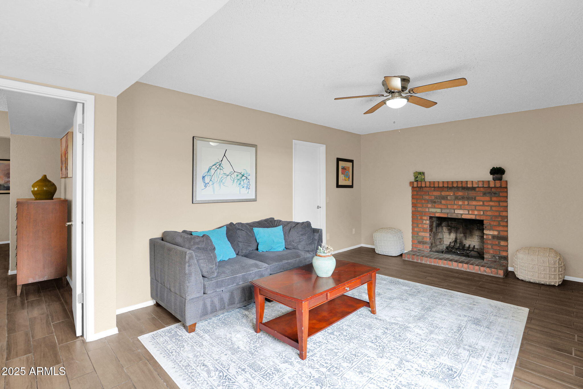 15201 N 25TH Drive 11, Phoenix, AZ 85023 — Photo 1 of 28