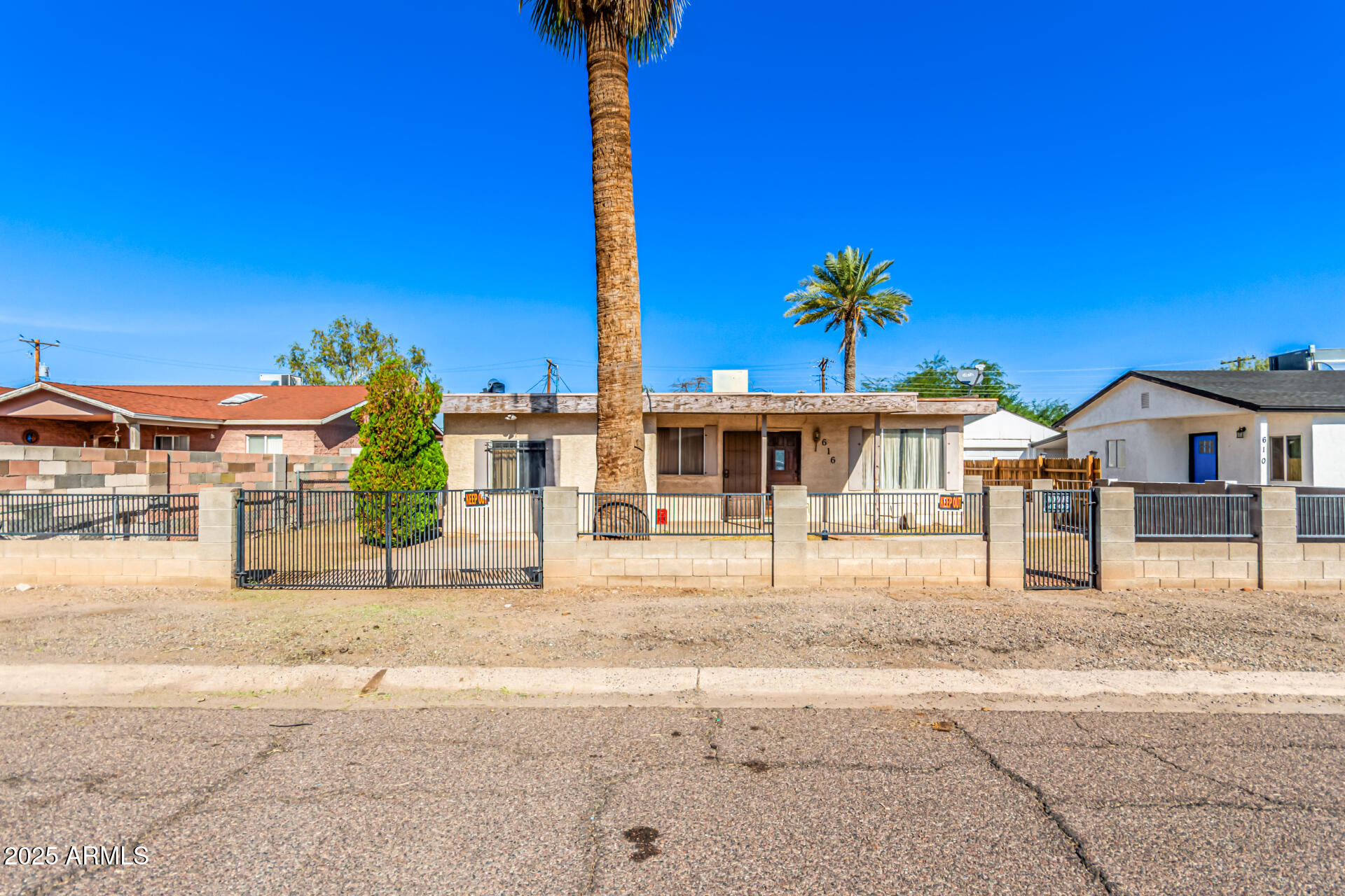 616 W MOBILE Lane, Phoenix, AZ 85041 — Photo 1 of 29