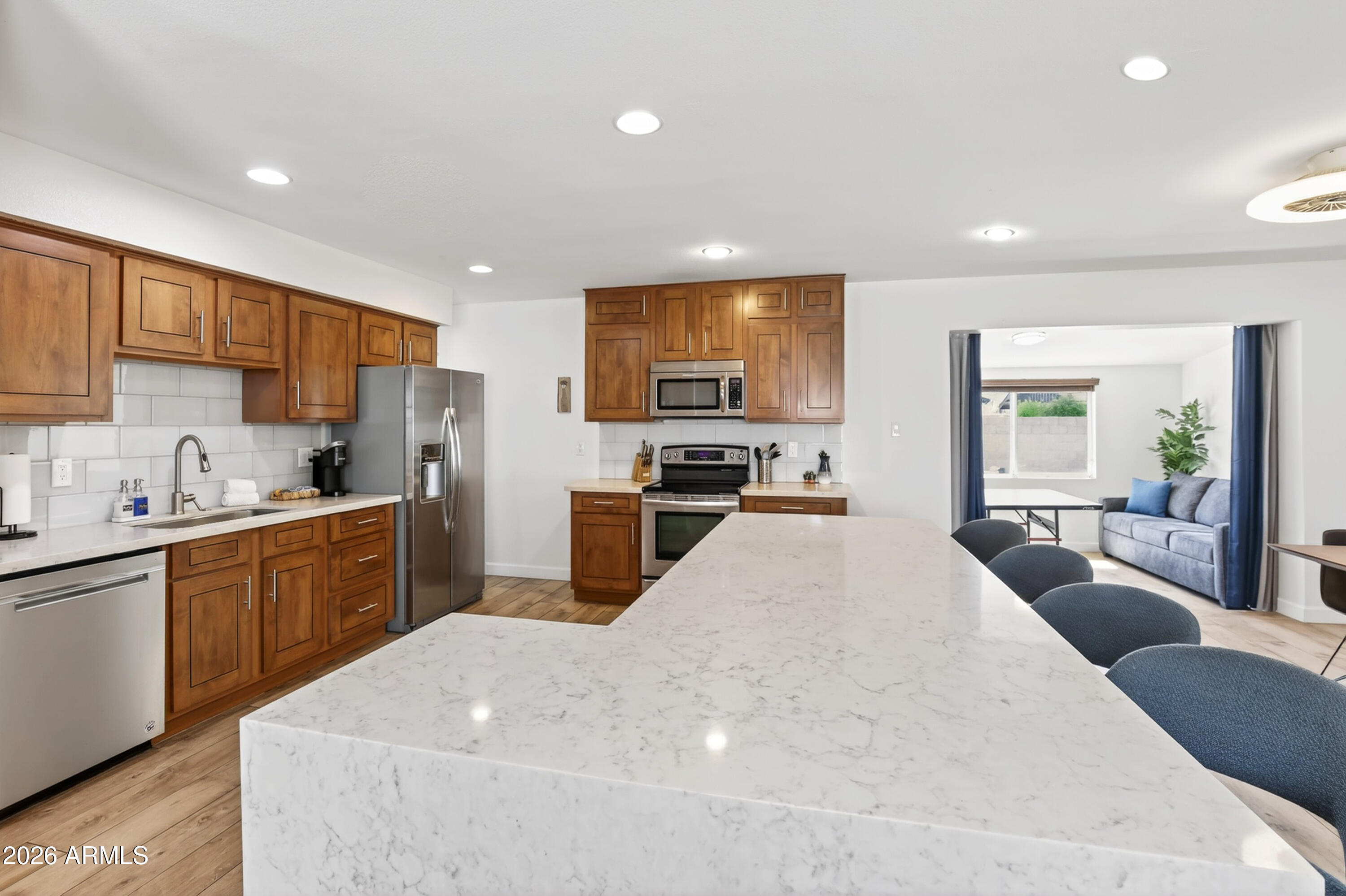 Thumbnail 16