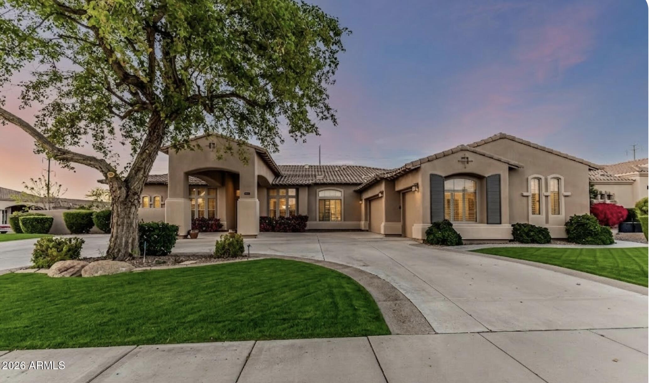 10834 E CANNON Drive, Scottsdale, AZ 85259 — Photo 1 of 54