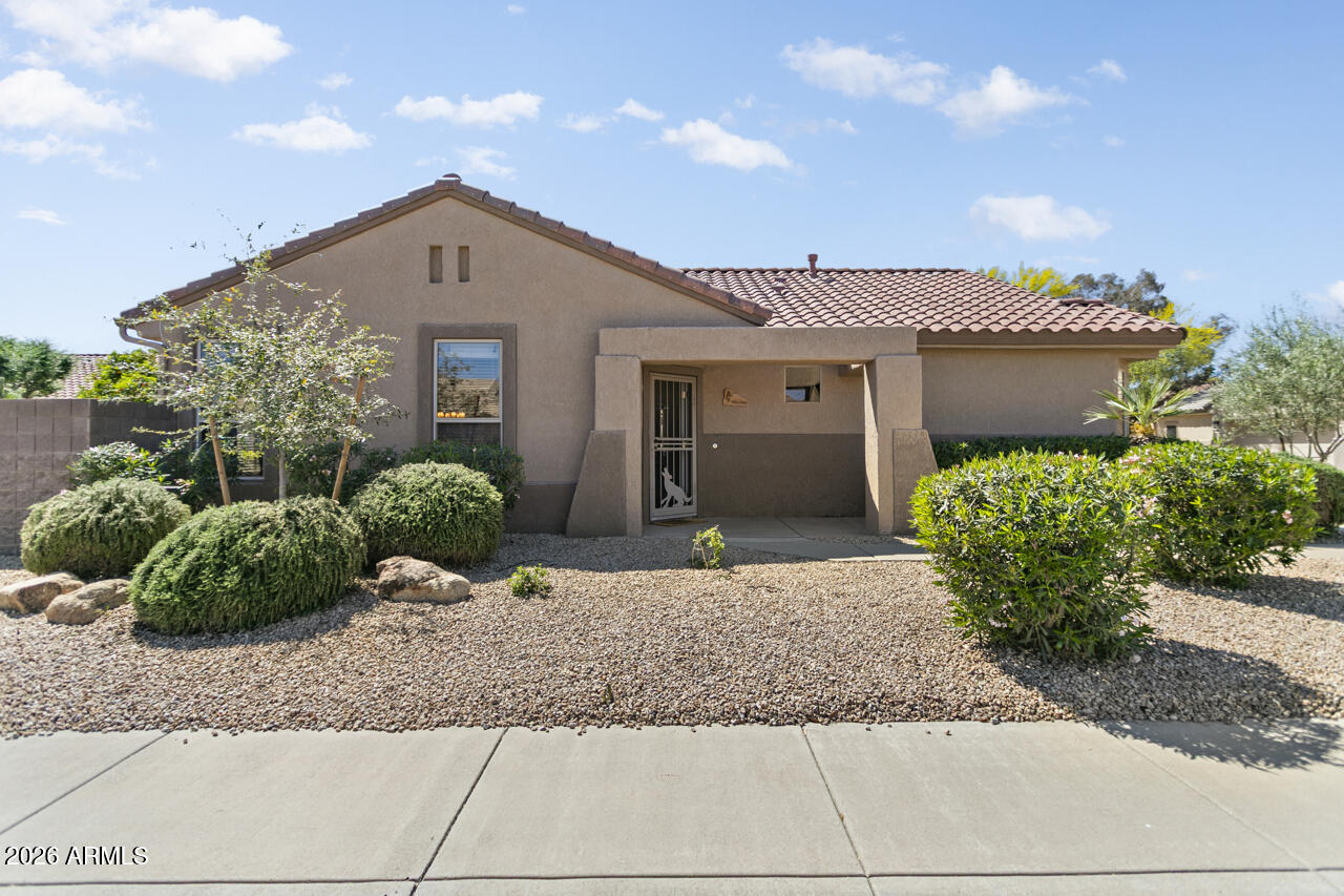 16049 W QUAIL CREEK Lane, Surprise, AZ 85374 — Photo 1 of 34