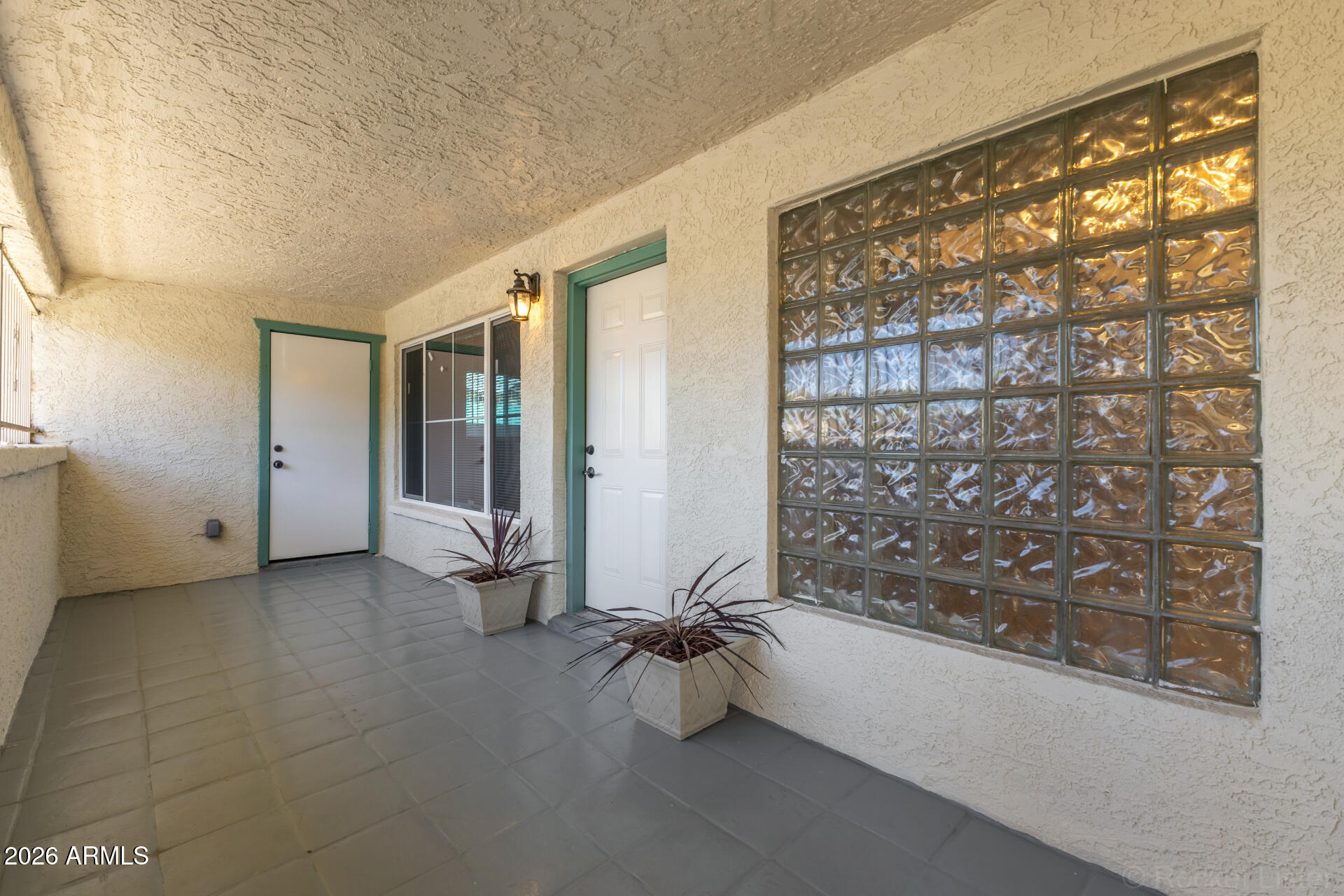 214 E RUTH Avenue 109, Phoenix, AZ 85020 — Photo 1 of 26