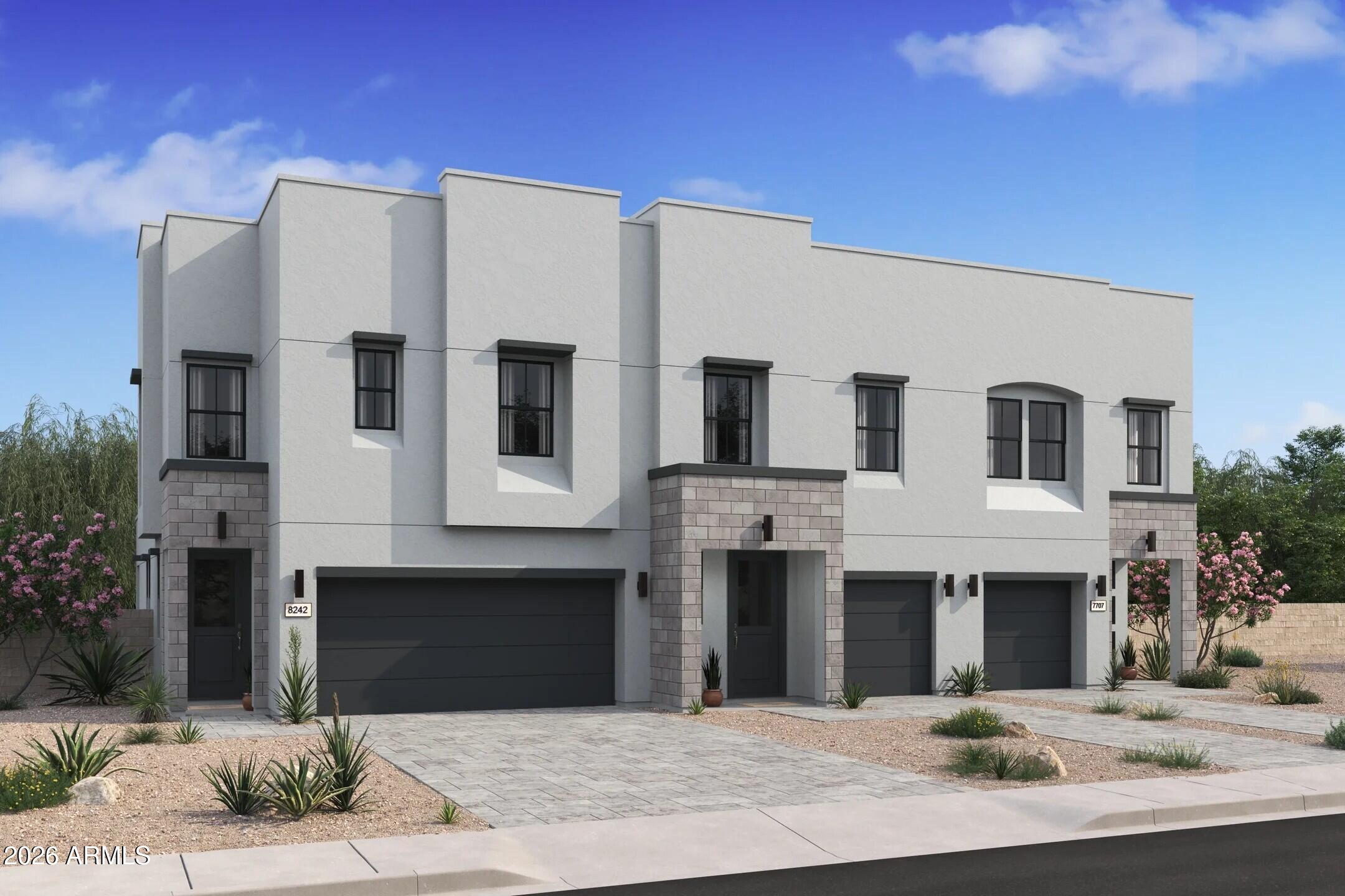 5816 S 35th Way, Phoenix, AZ 85040 — Photo 1 of 15