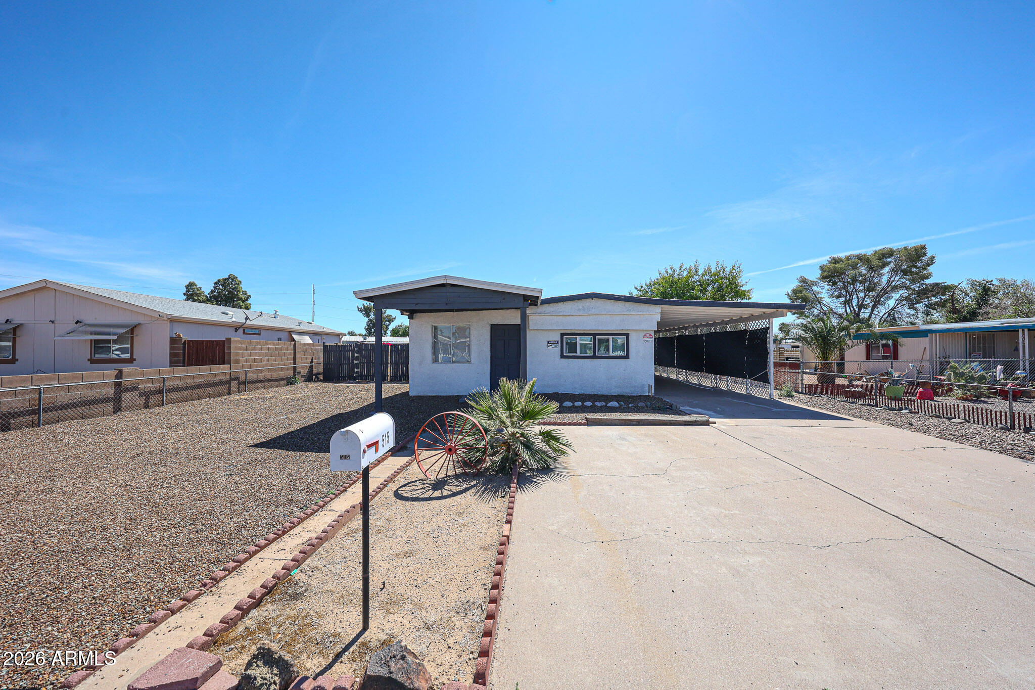 515 E CHARLESTON Avenue, Phoenix, AZ 85022 — Photo 1 of 38