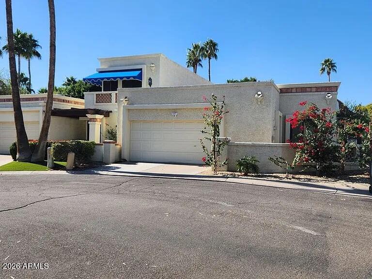 4615 E MONTE Way, Phoenix, AZ 85044 — Photo 1 of 18