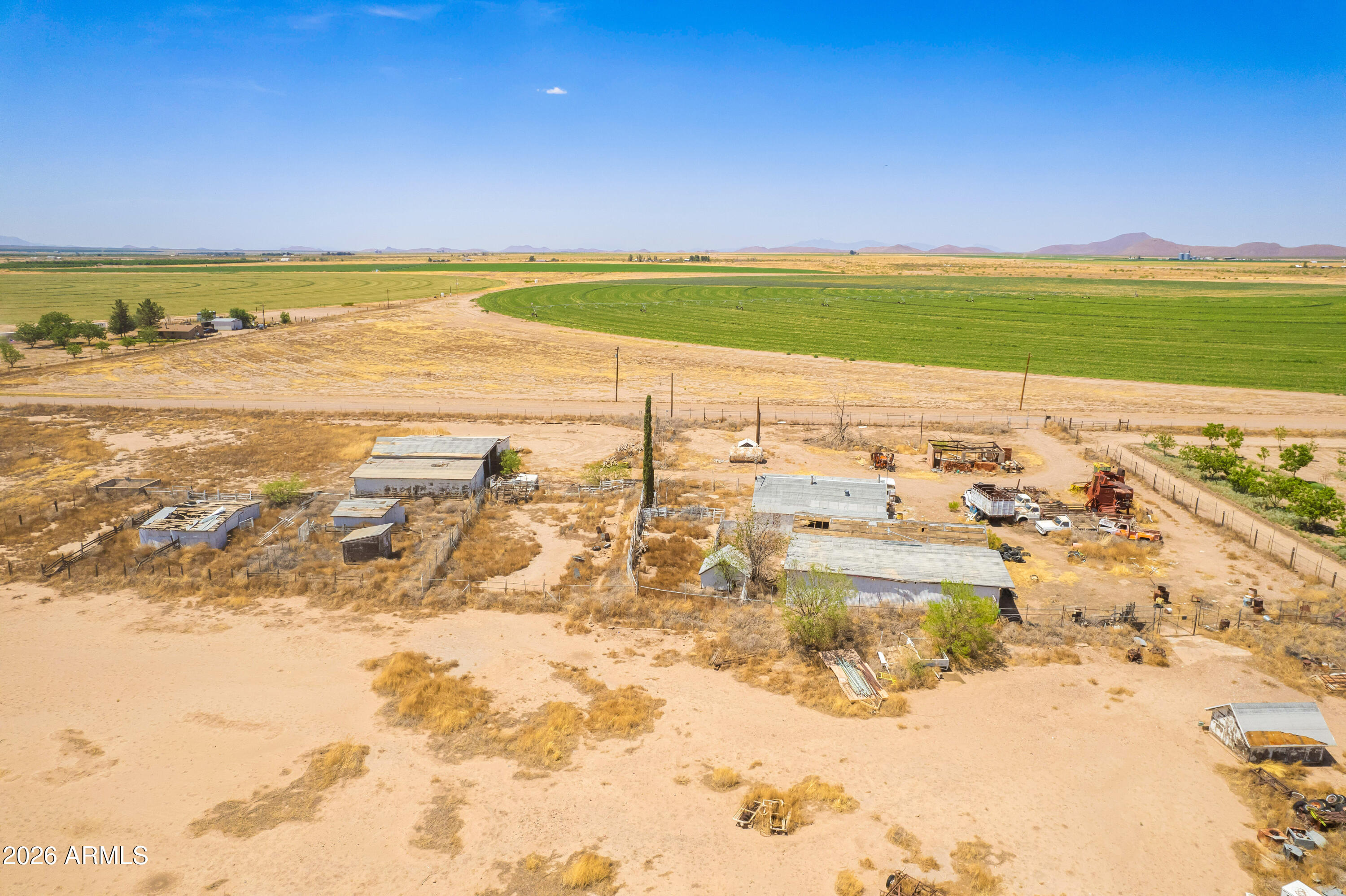 3819 W GLEESON Road -, Elfrida, AZ 85610 — Photo 1 of 32