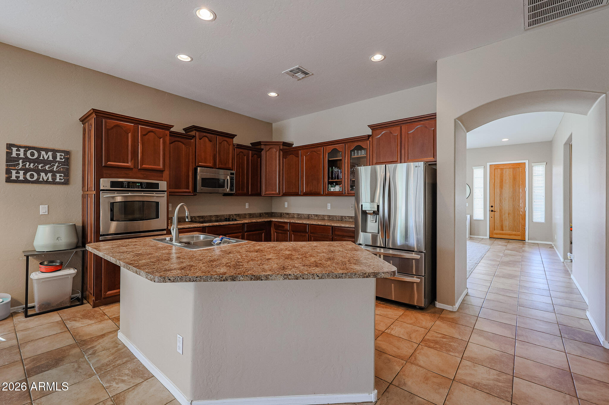 10465 E KNOWLES Avenue, Mesa, AZ 85209 — Photo 1 of 19