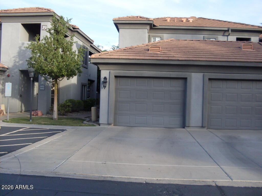 7401 W Arrowhead Clubhouse Drive 1001, Glendale, AZ 85308 — Photo 1 of 32