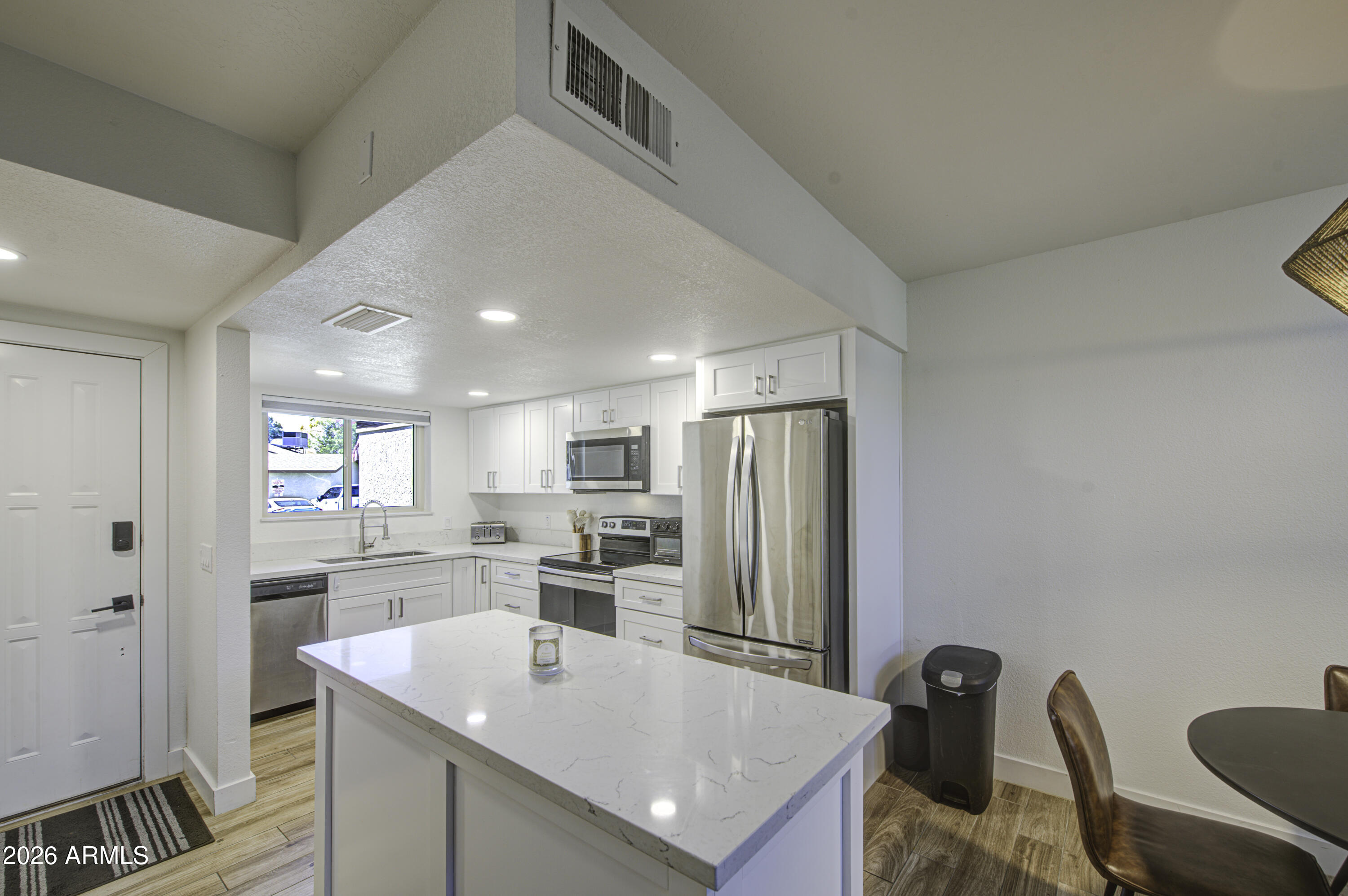 13237 N 25TH Drive, Phoenix, AZ 85029 — Photo 1 of 34