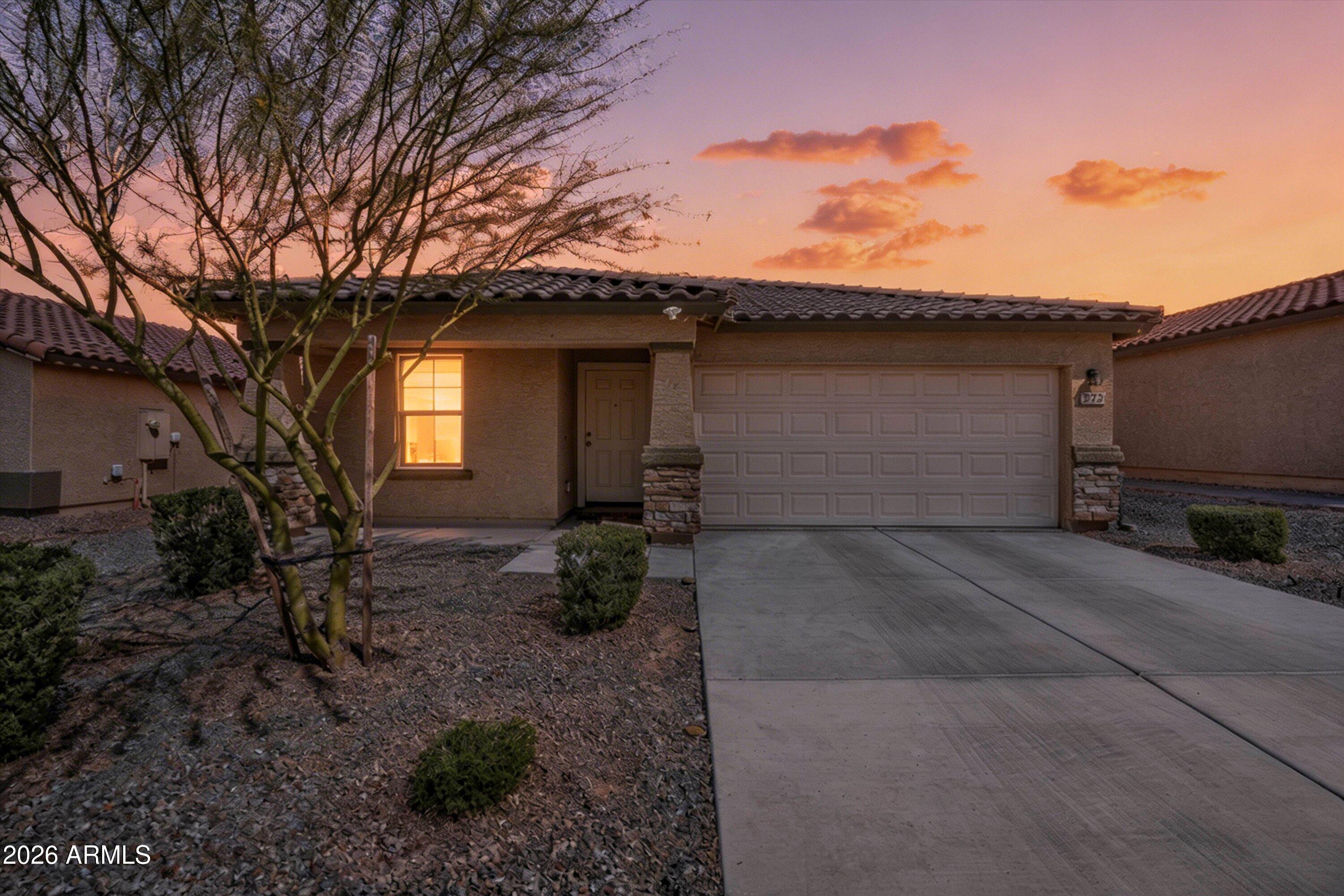 373 S REDWOOD Loop, Benson, AZ 85602 — Photo 1 of 28