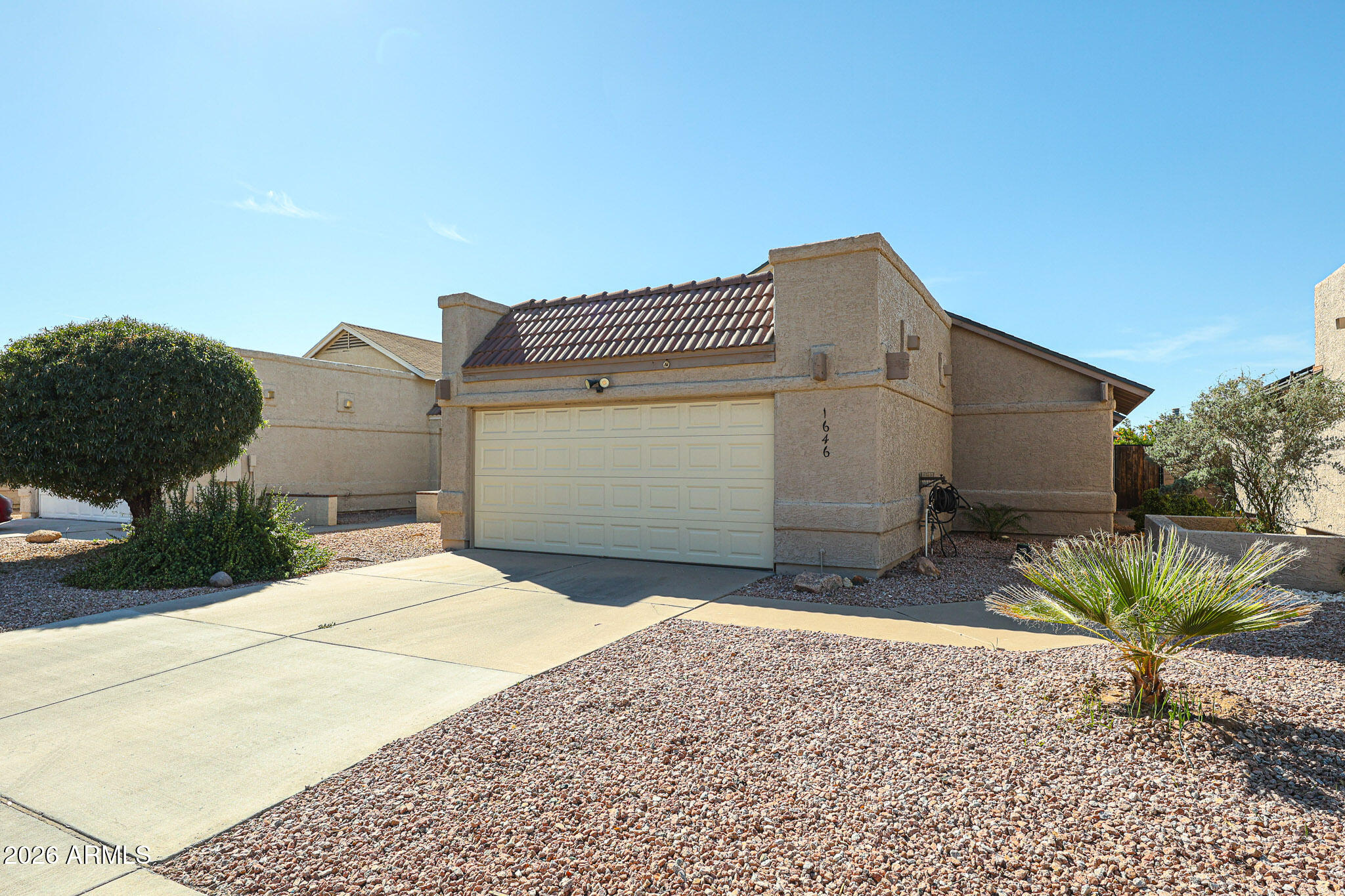 1646 N COMANCHE Drive, Chandler, AZ 85224 — Photo 1 of 27