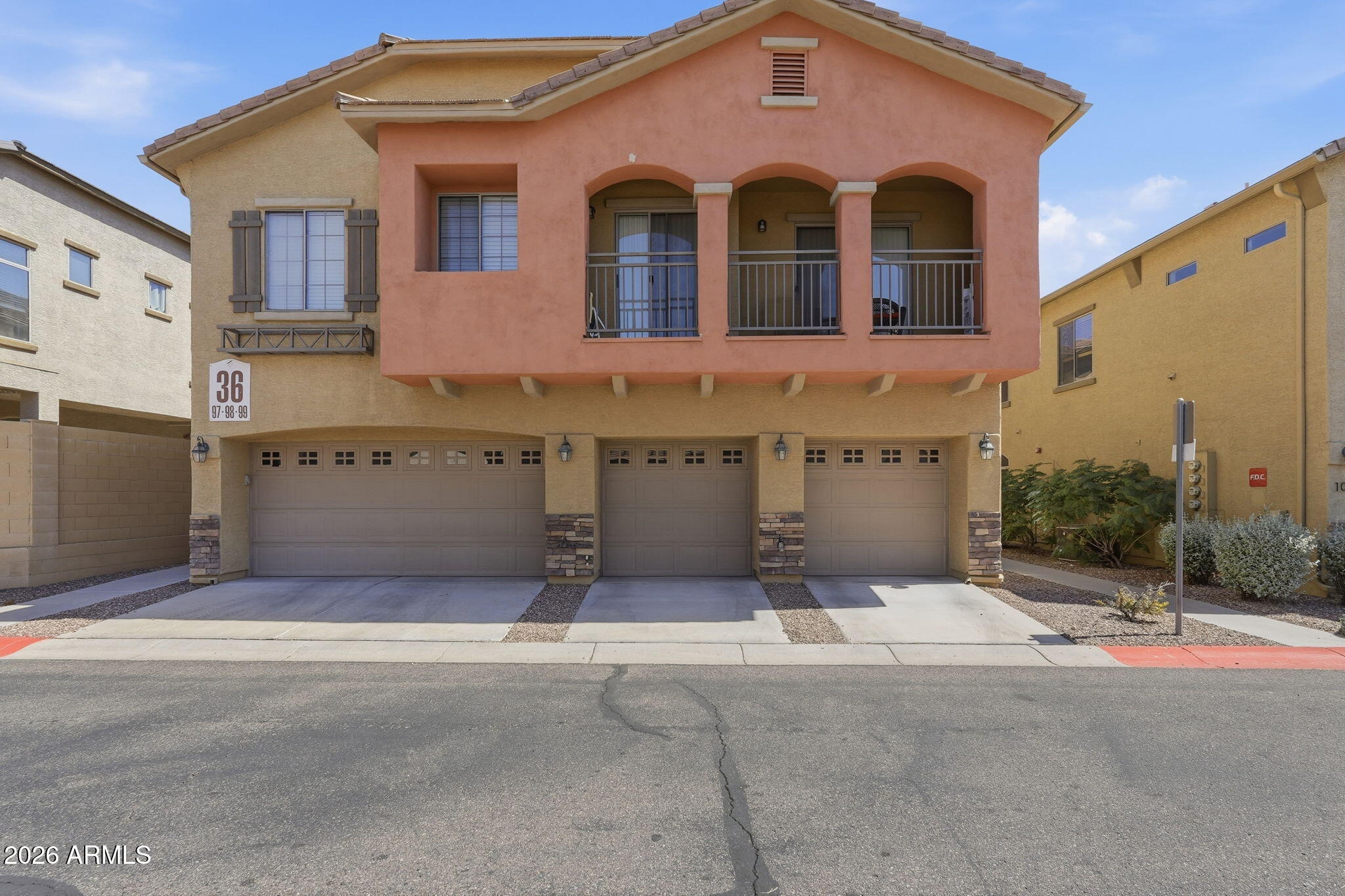 2250 E DEER VALLEY Road 99, Phoenix, AZ 85024 — Photo 1 of 37