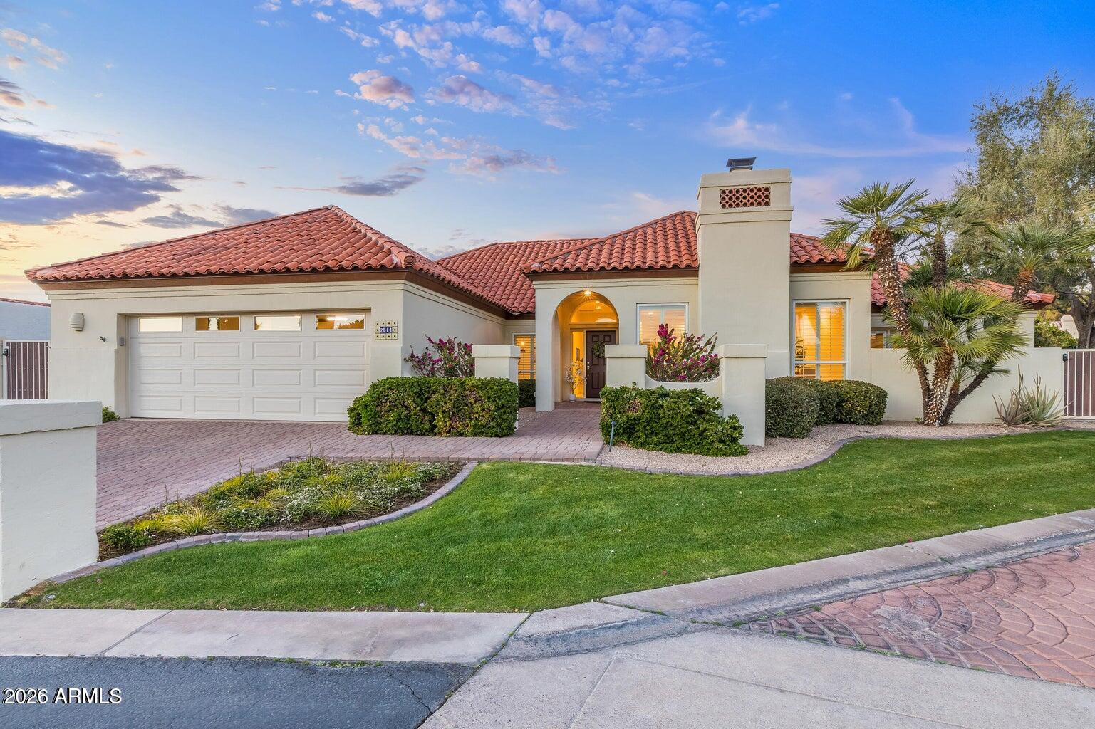 2514 E MONTEBELLO Avenue, Phoenix, AZ 85016 — Photo 1 of 65