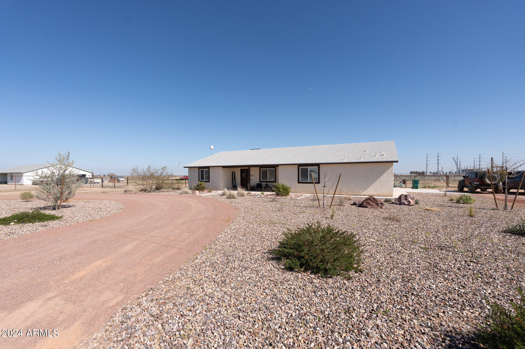 2920 W Derby Street, Casa Grande, AZ 85194 — Photo 1 of 40