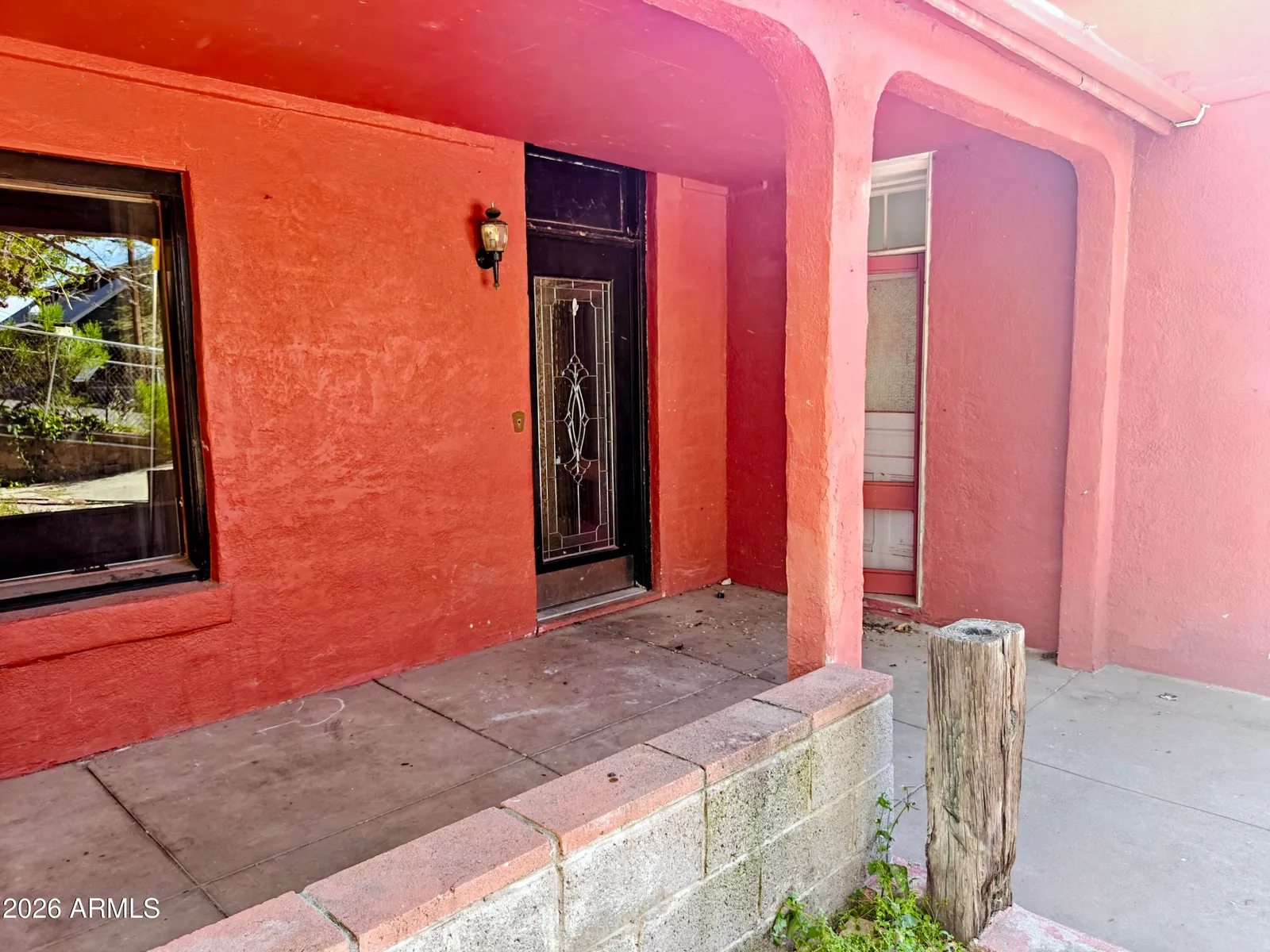 196 E CEDAR Street, Globe, AZ 85501 — Photo 1 of 35