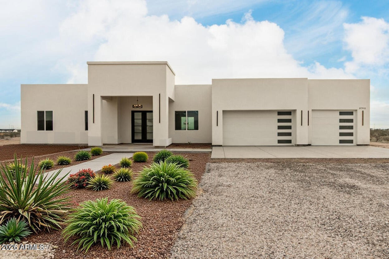 37911 W RANCHO Drive, Tonopah, AZ 85354 — Photo 1 of 37